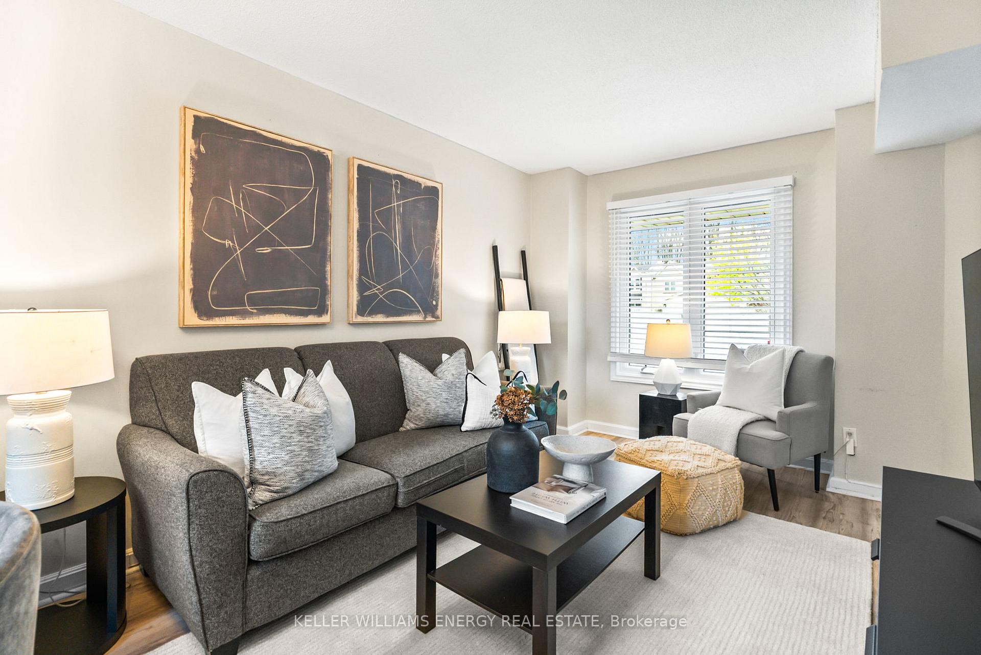 Photo 5 of 114 Yorkville Drive, Clarington, Courtice — HOMEH