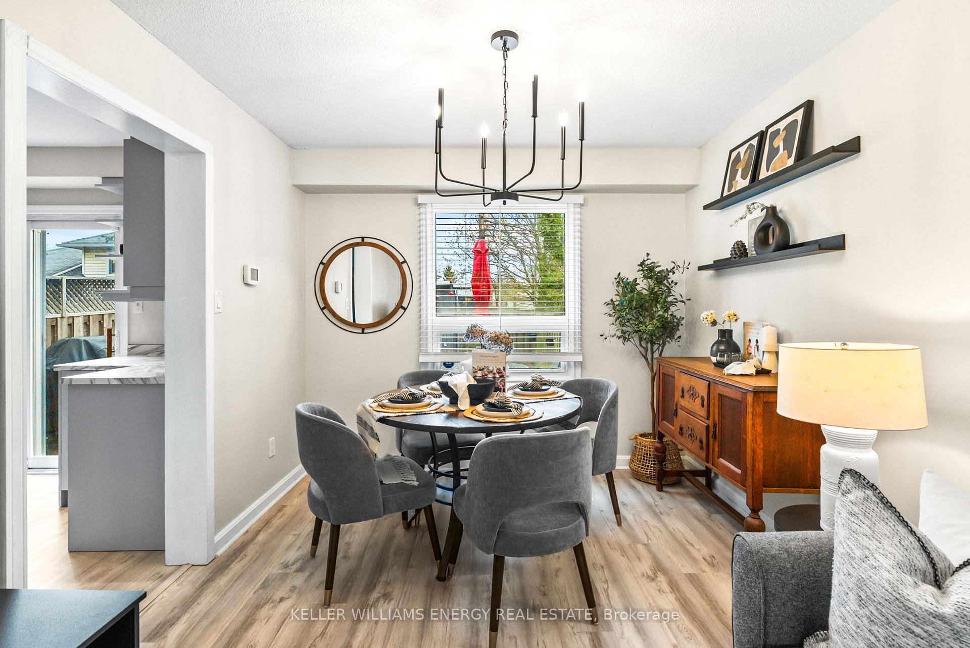 Photo 8 of 114 Yorkville Drive, Clarington, Courtice — HOMEH