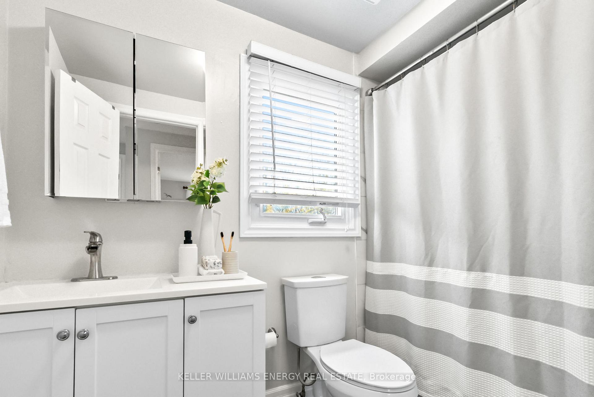 Photo 17 of 114 Yorkville Drive, Clarington, Courtice — HOMEH