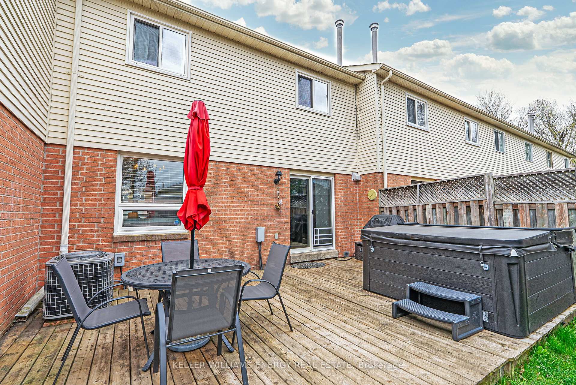 Photo 30 of 114 Yorkville Drive, Clarington, Courtice — HOMEH