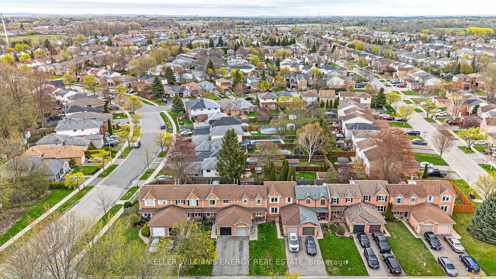 Photo 33 of 114 Yorkville Drive, Clarington, Courtice — HOMEH