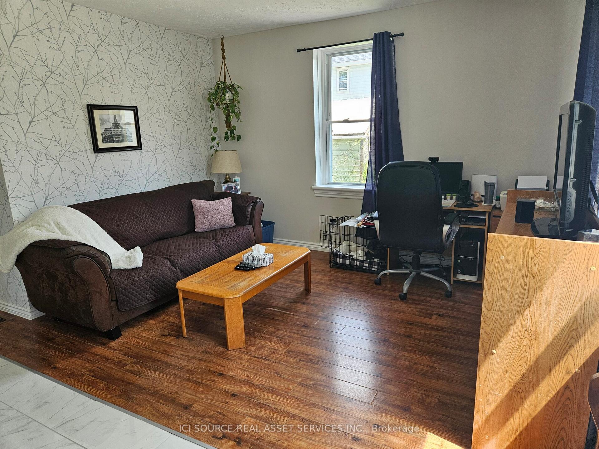 Photo 4 of 337 Sixth Street E, Cornwall — HOMEH