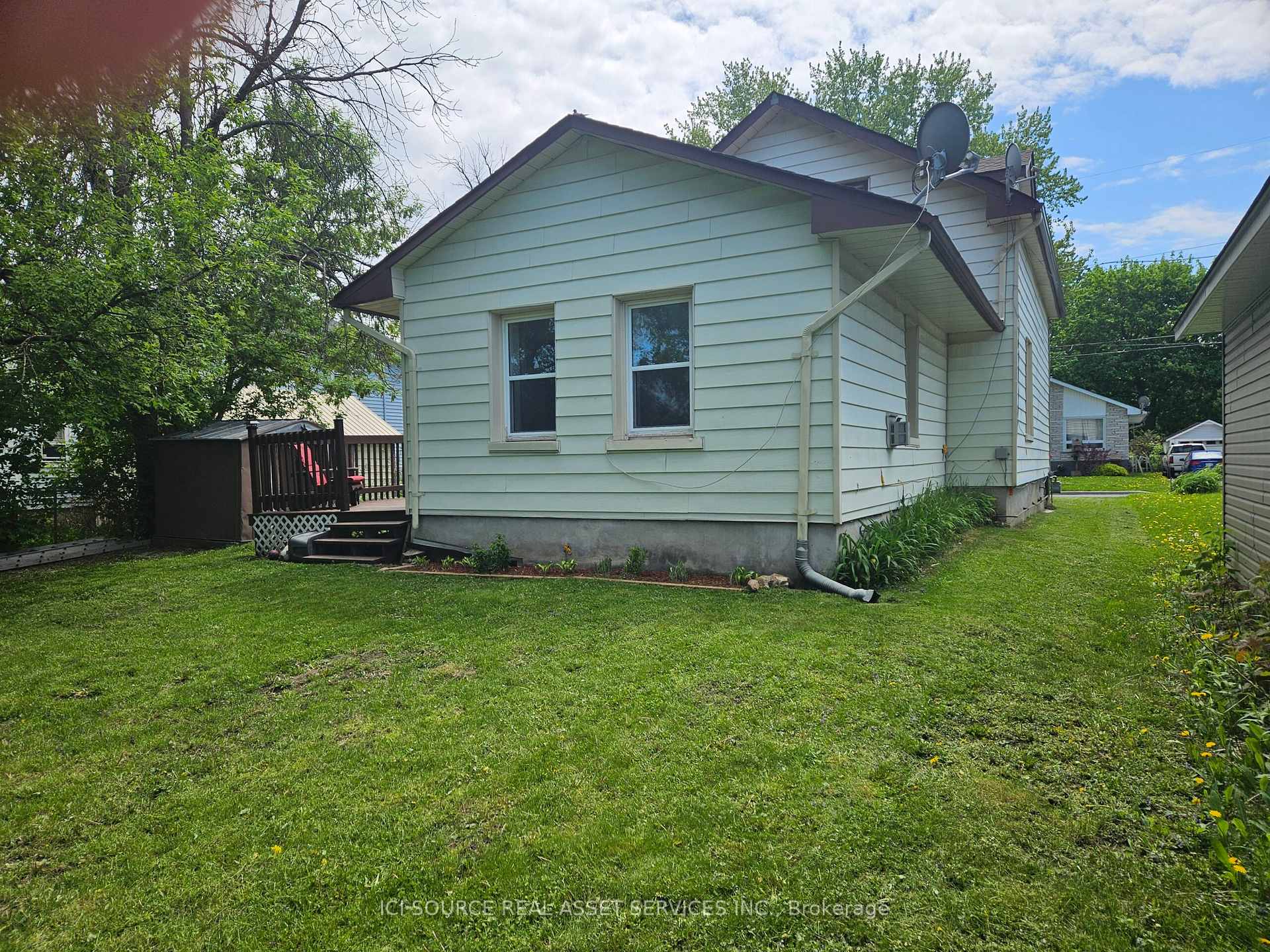 Photo 18 of 337 Sixth Street E, Cornwall — HOMEH