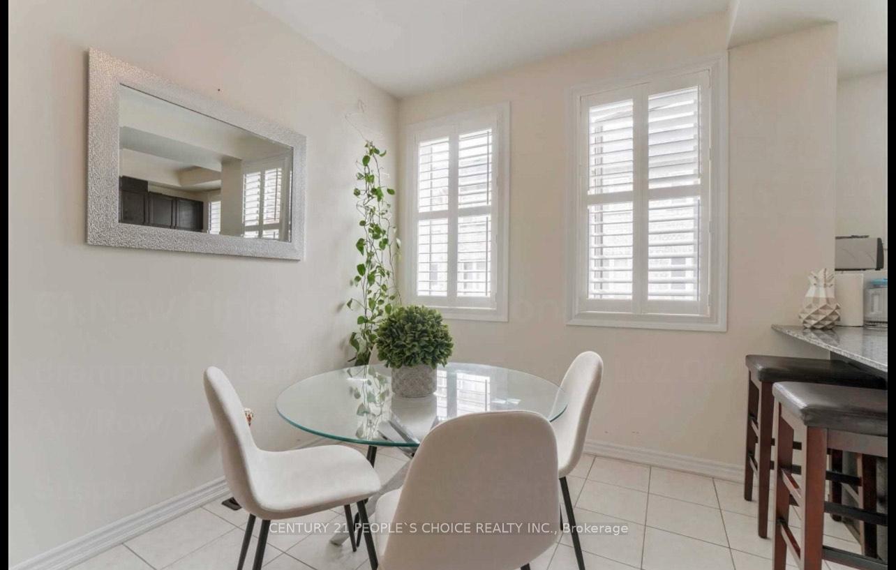 Photo 5 of Unit Upper, 61 New Pines Trail, Brampton, Heart Lake East — HOMEH