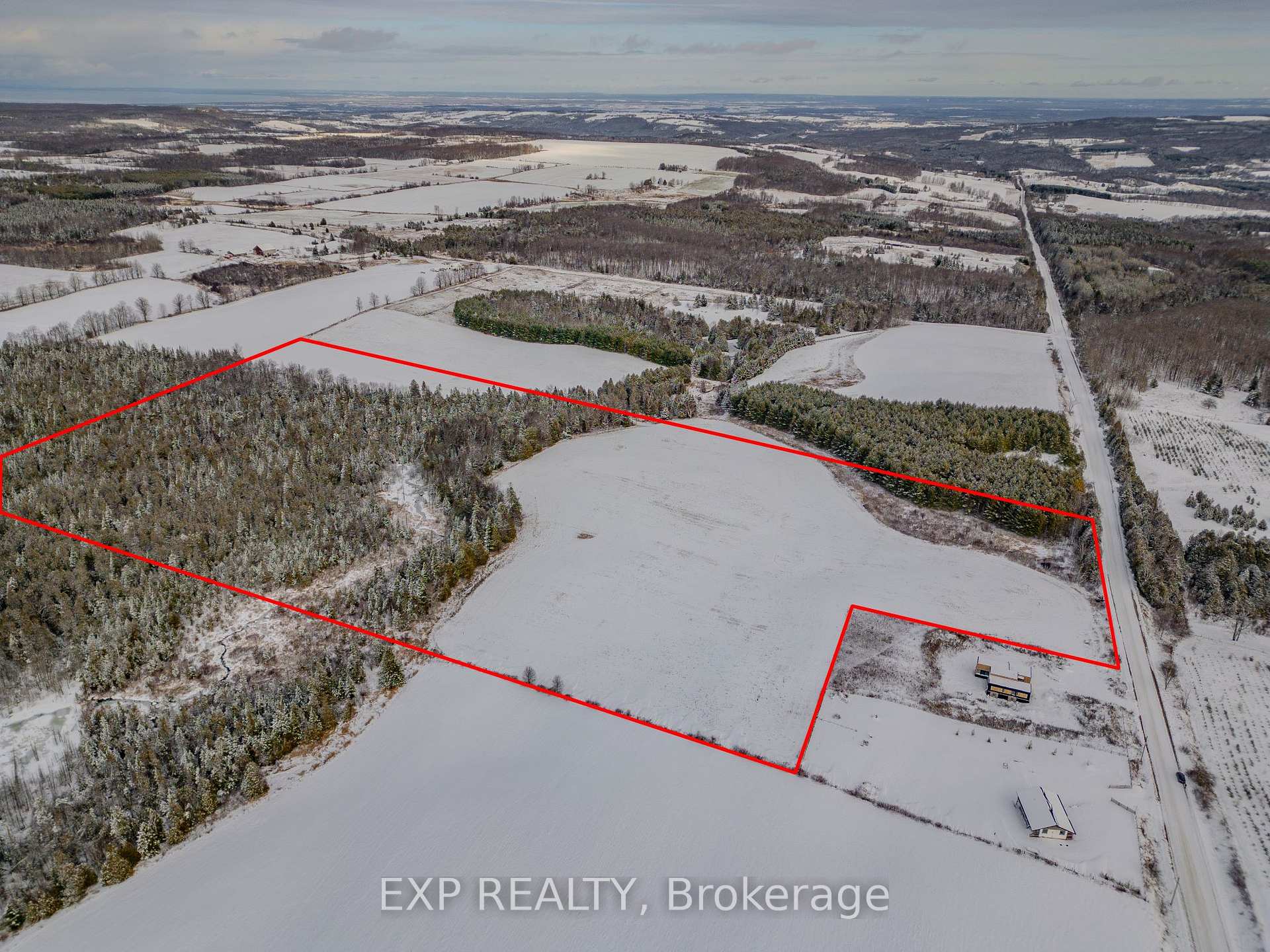 Photo 4 of 9678 67 Side Road, Clearview, Rural Clearview — HOMEH