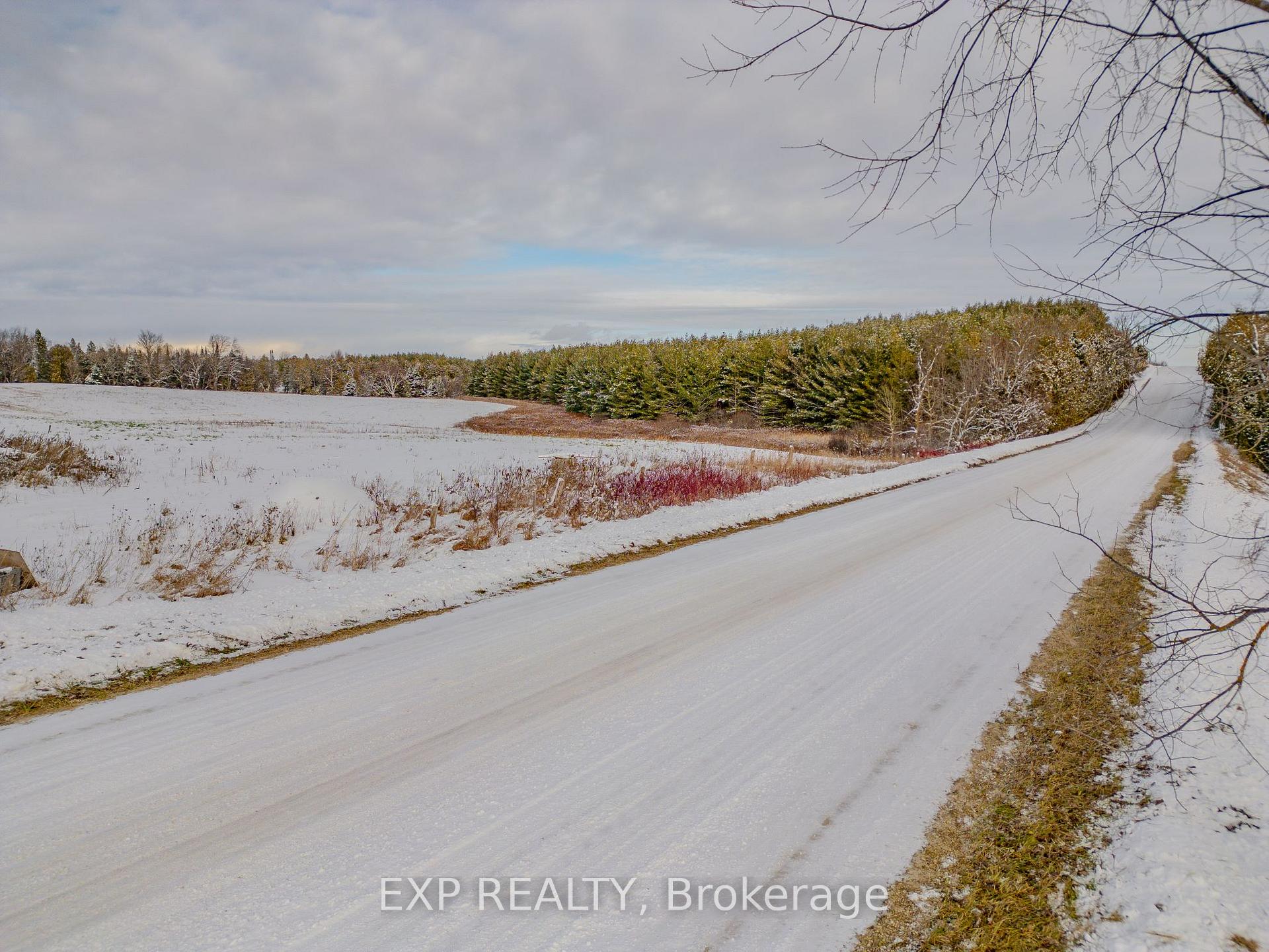 Photo 5 of 9678 67 Side Road, Clearview, Rural Clearview — HOMEH