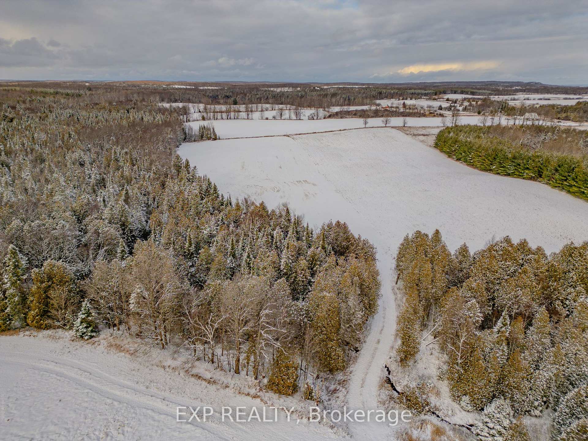 Photo 6 of 9678 67 Side Road, Clearview, Rural Clearview — HOMEH