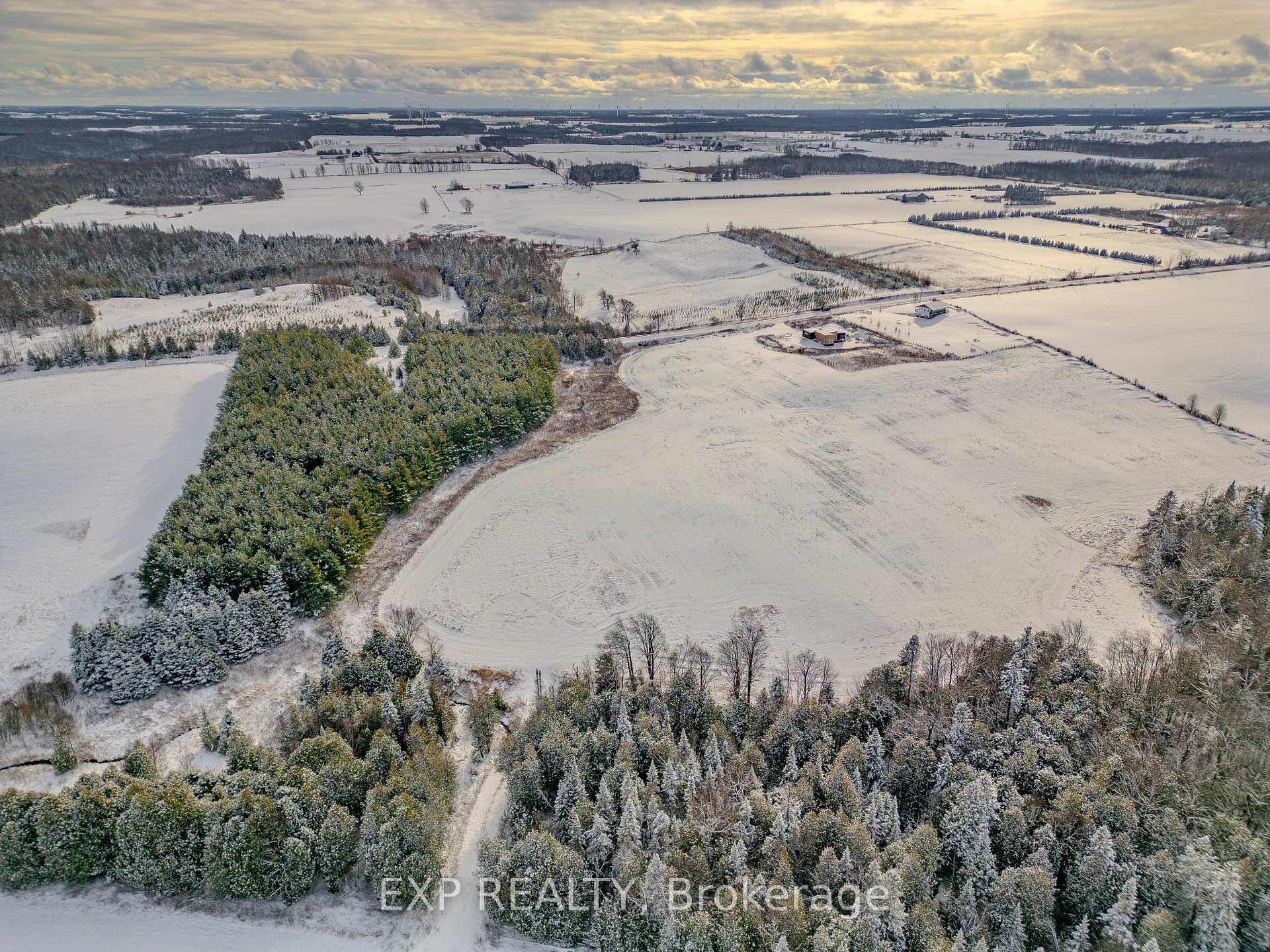 Photo 7 of 9678 67 Side Road, Clearview, Rural Clearview — HOMEH