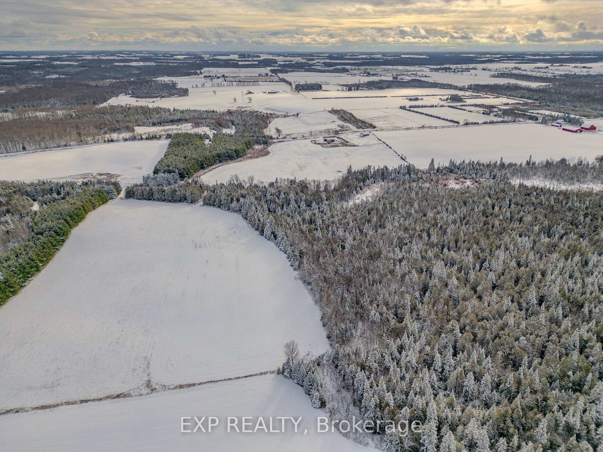 Photo 8 of 9678 67 Side Road, Clearview, Rural Clearview — HOMEH