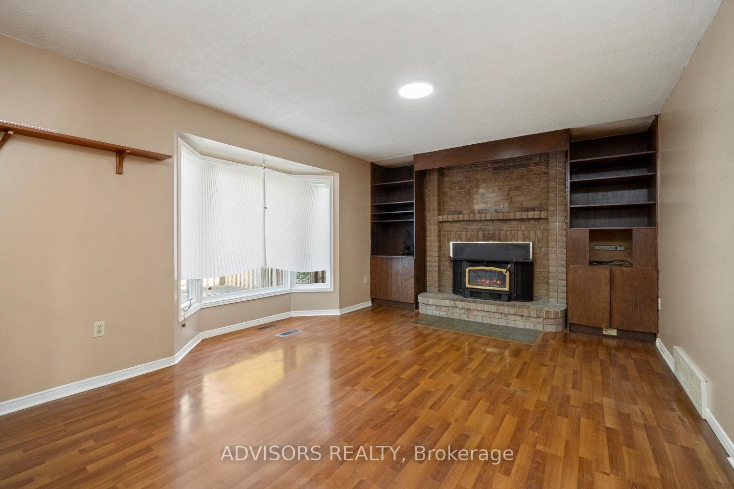 Photo 14 of 3428 Bristol Drive, Burlington, Palmer — HOMEH