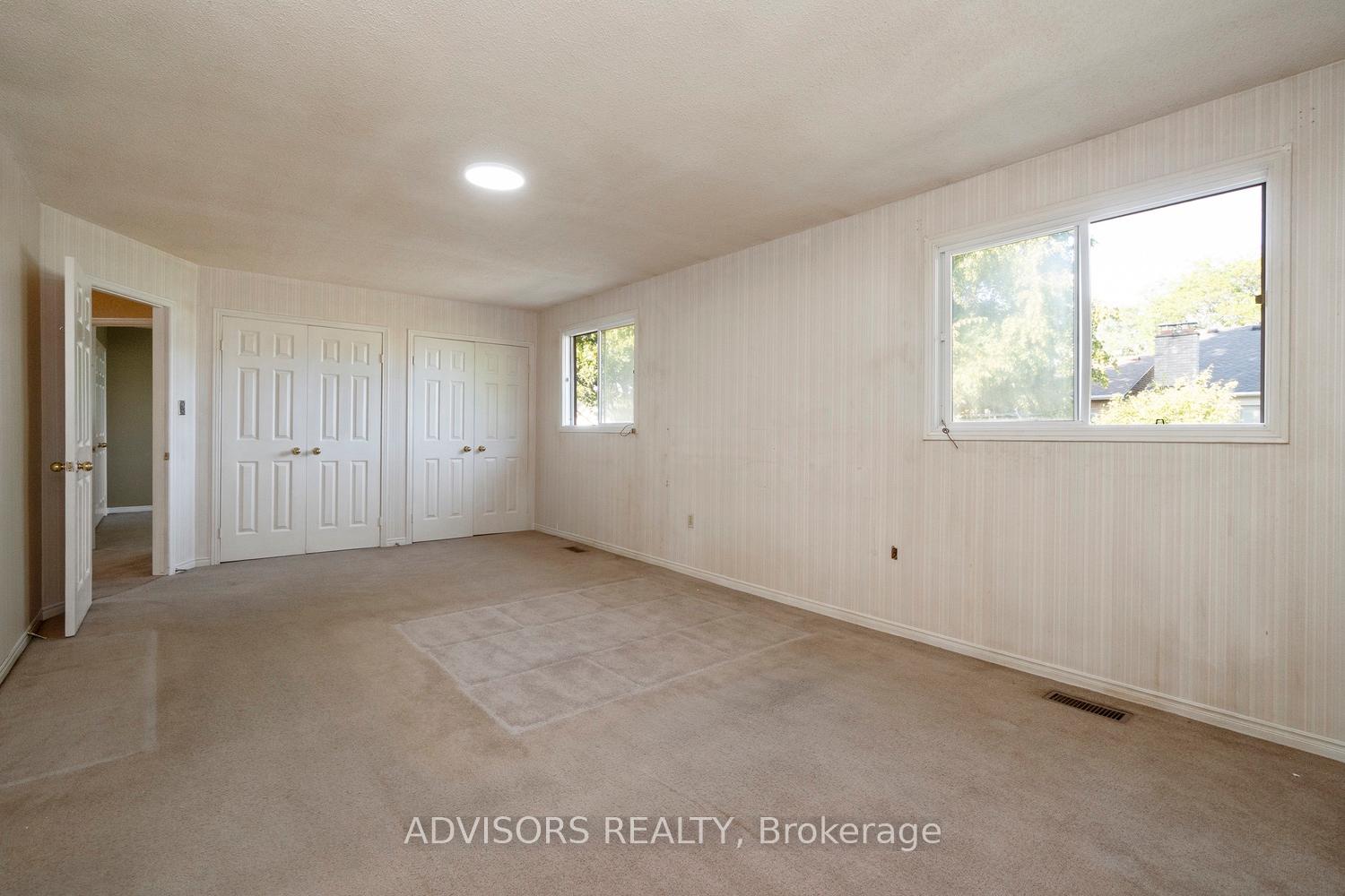 Photo 19 of 3428 Bristol Drive, Burlington, Palmer — HOMEH