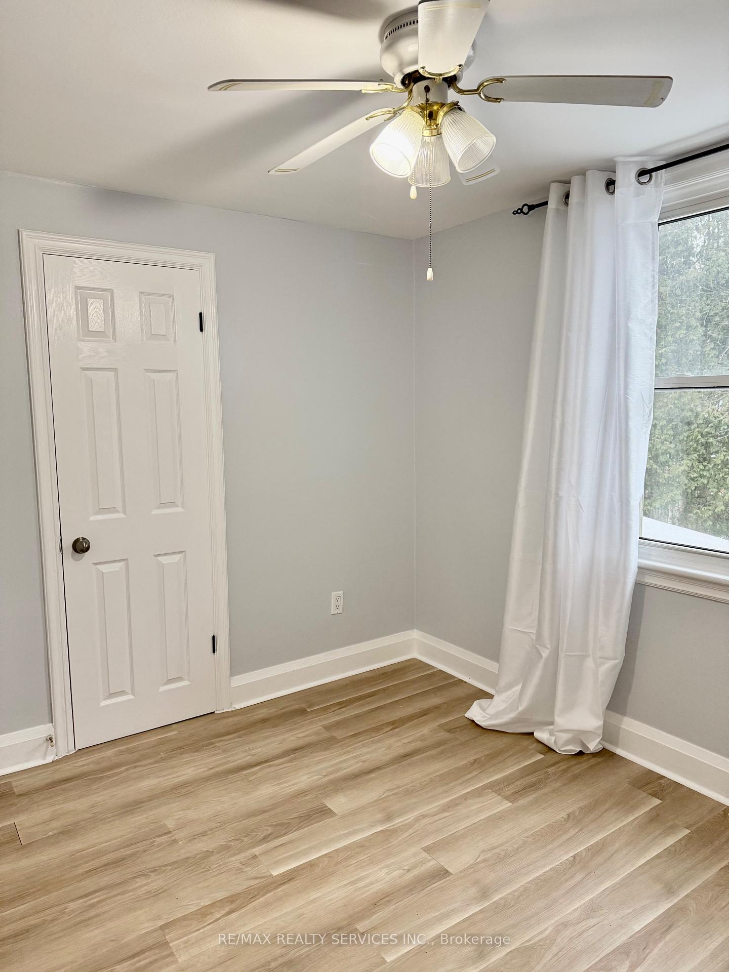 Photo 16 of Unit Upper, 145 Brantdale Avenue, Hamilton, Southam — HOMEH