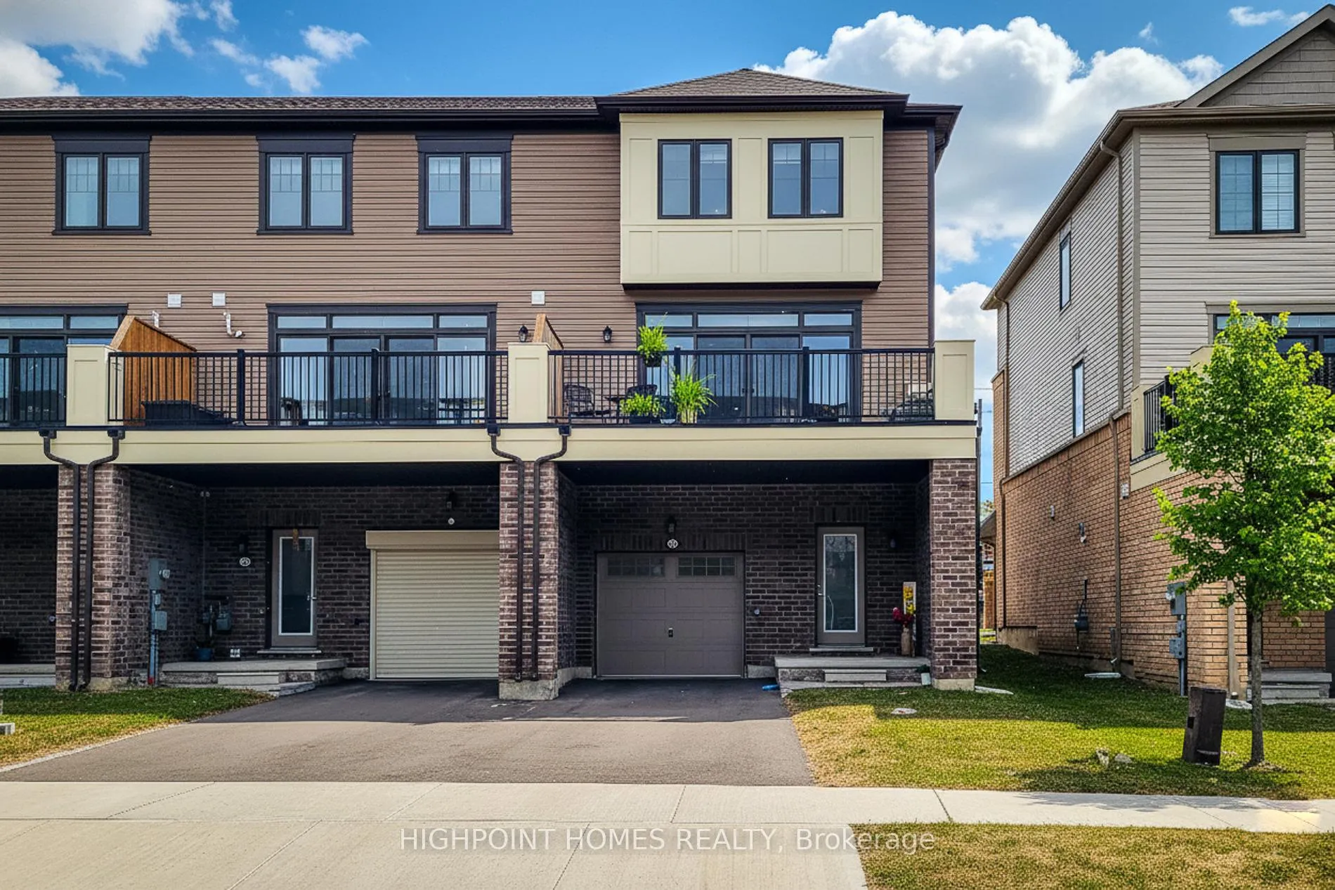 Photo 18 of 36 Utter Place, Hamilton, Stoney Creek Mountain — HOMEH