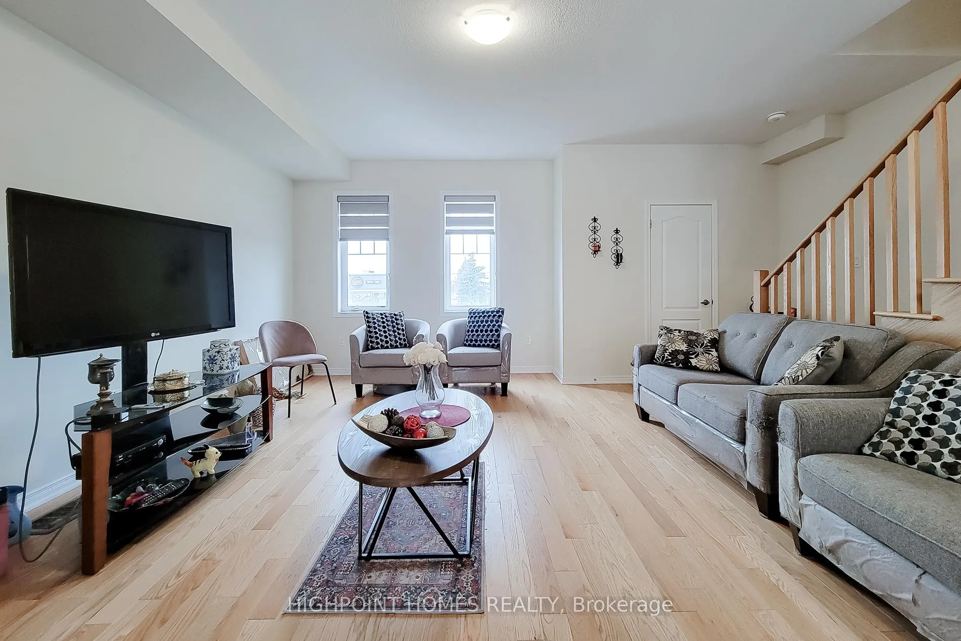 Photo 215 of 36 Utter Place, Hamilton, Stoney Creek Mountain — HOMEH