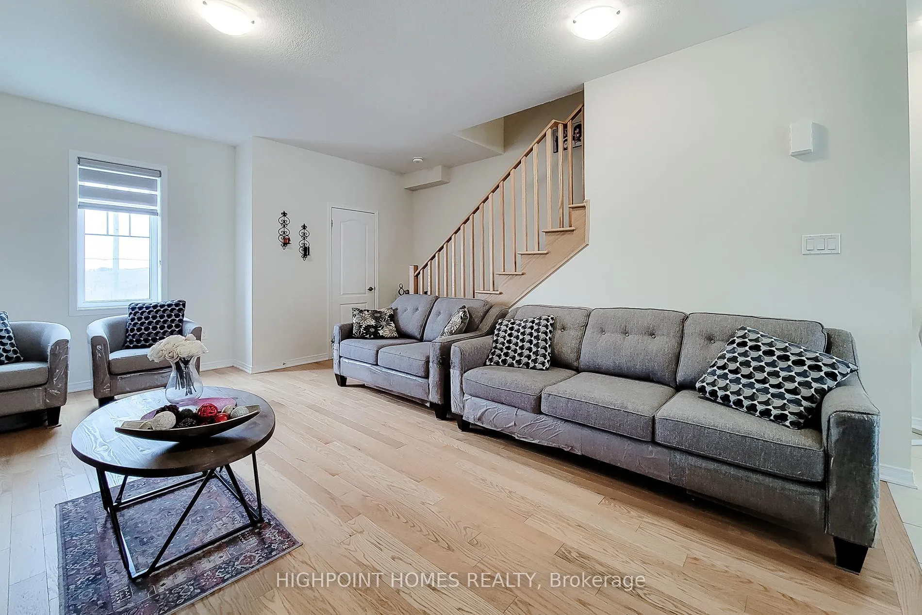 Photo 236 of 36 Utter Place, Hamilton, Stoney Creek Mountain — HOMEH
