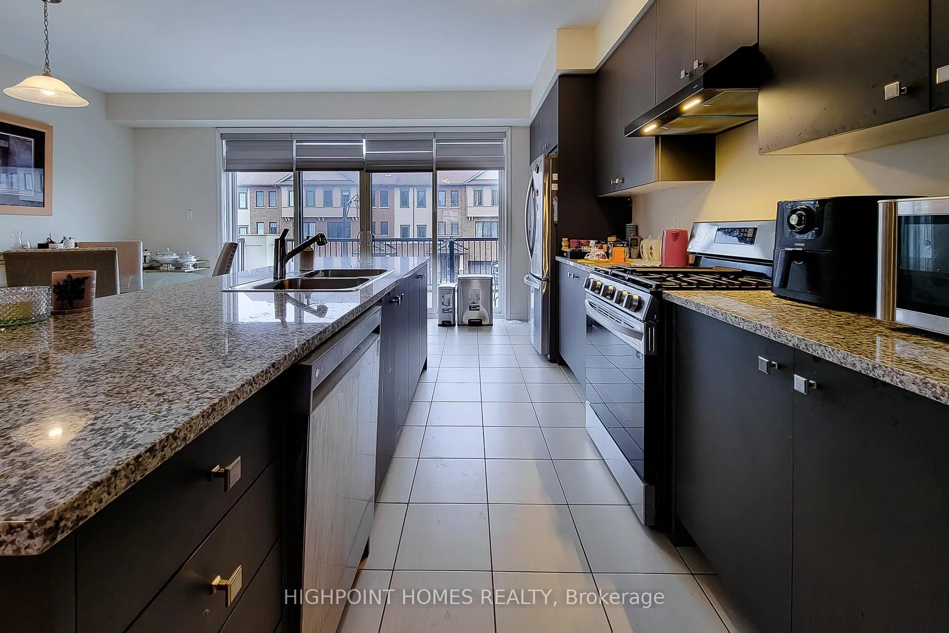 Photo 321 of 36 Utter Place, Hamilton, Stoney Creek Mountain — HOMEH