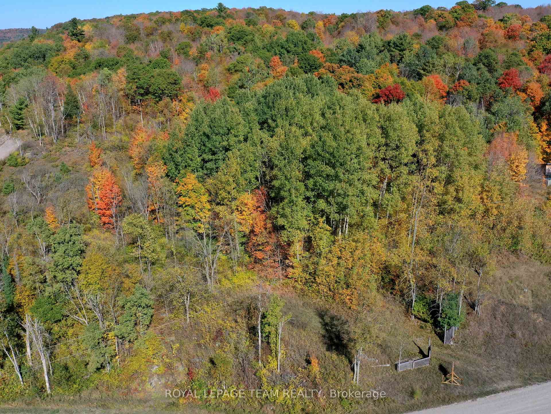 Photo 2 of 1231 Shiner Road, Frontenac, Frontenac North — HOMEH