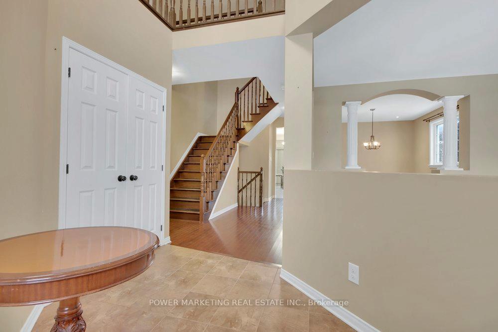 Photo 3 of 567 Kilbirnie Drive, Ottawa, Barrhaven - Stonebridge — HOMEH