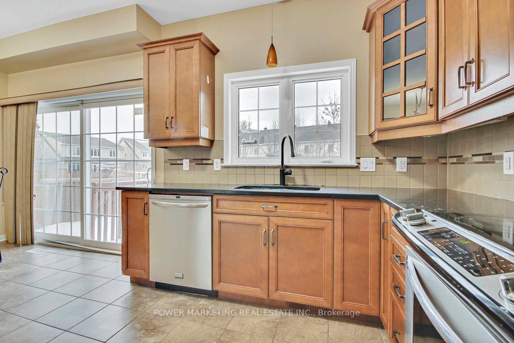 Photo 12 of 567 Kilbirnie Drive, Ottawa, Barrhaven - Stonebridge — HOMEH