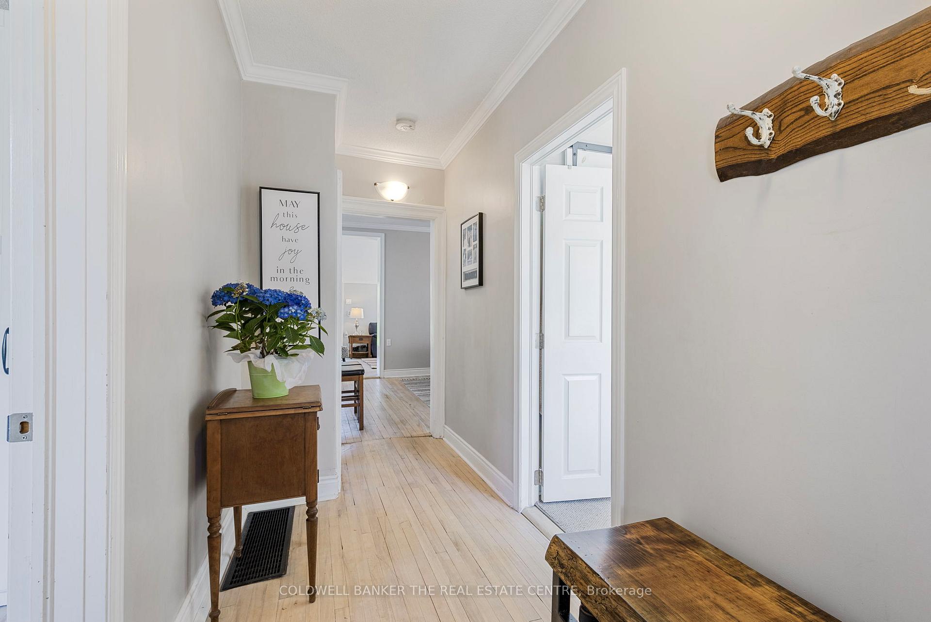 Photo 3 of 18 Eugenia Street, Barrie, Codrington — HOMEH