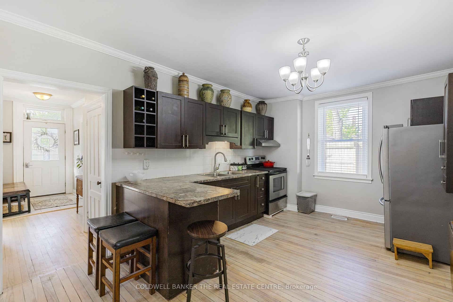 Photo 9 of 18 Eugenia Street, Barrie, Codrington — HOMEH