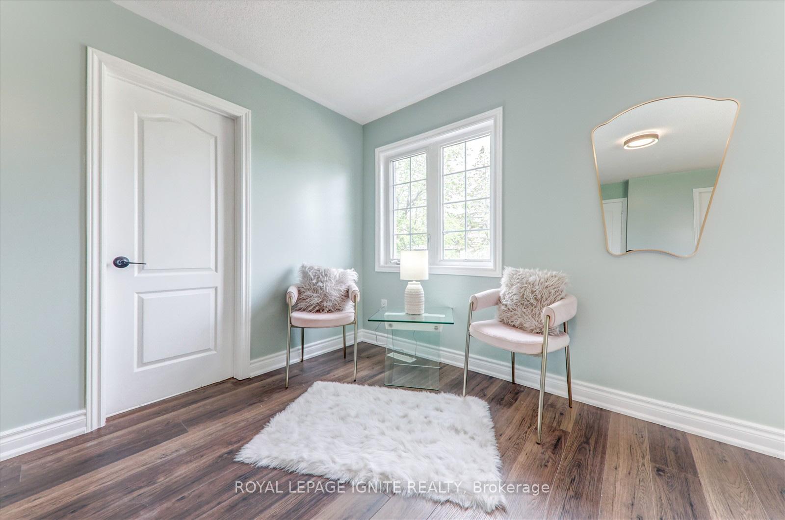 Photo 14 of 26 Willoughby Place, Clarington, Bowmanville — HOMEH