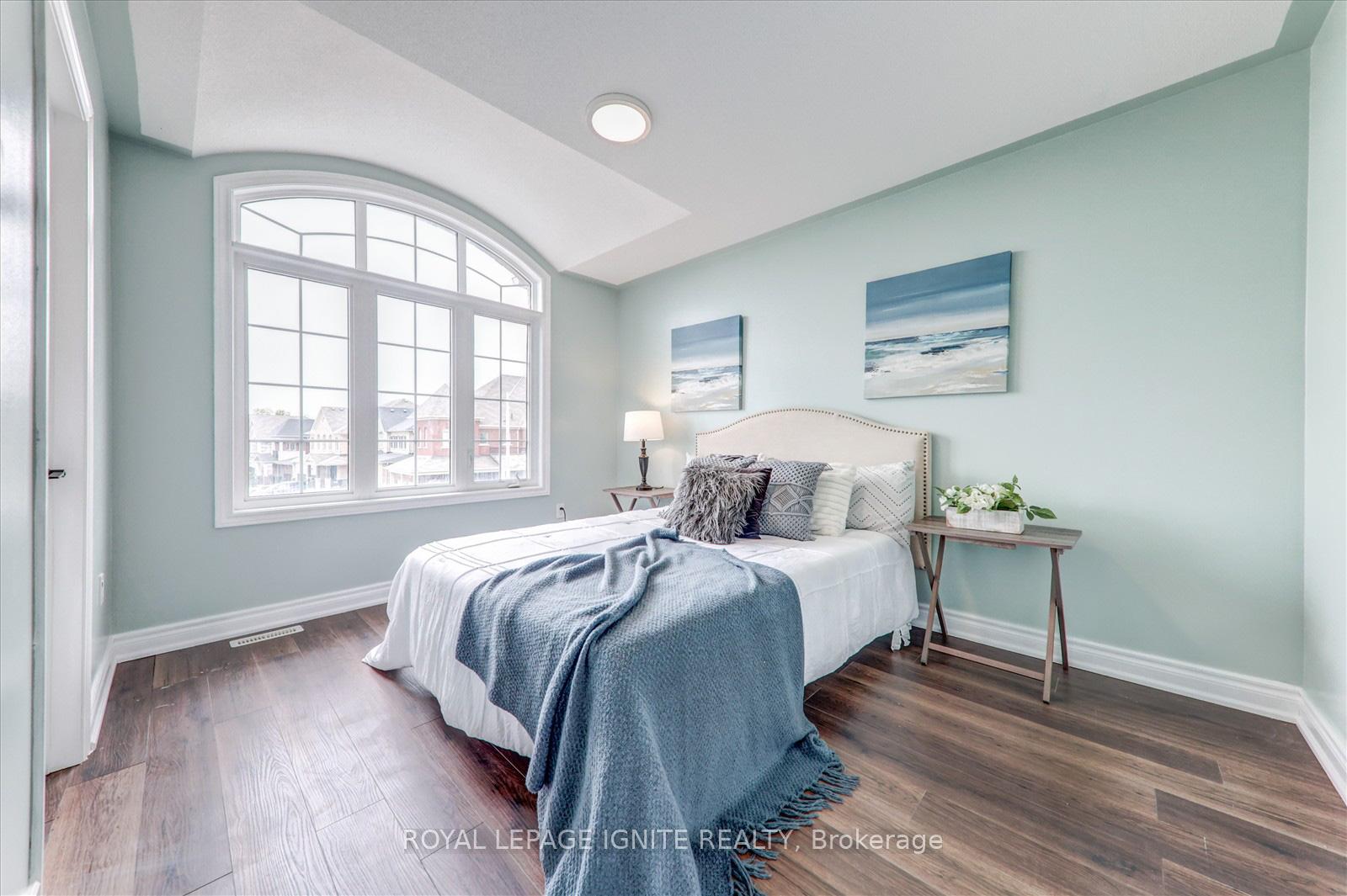 Photo 20 of 26 Willoughby Place, Clarington, Bowmanville — HOMEH