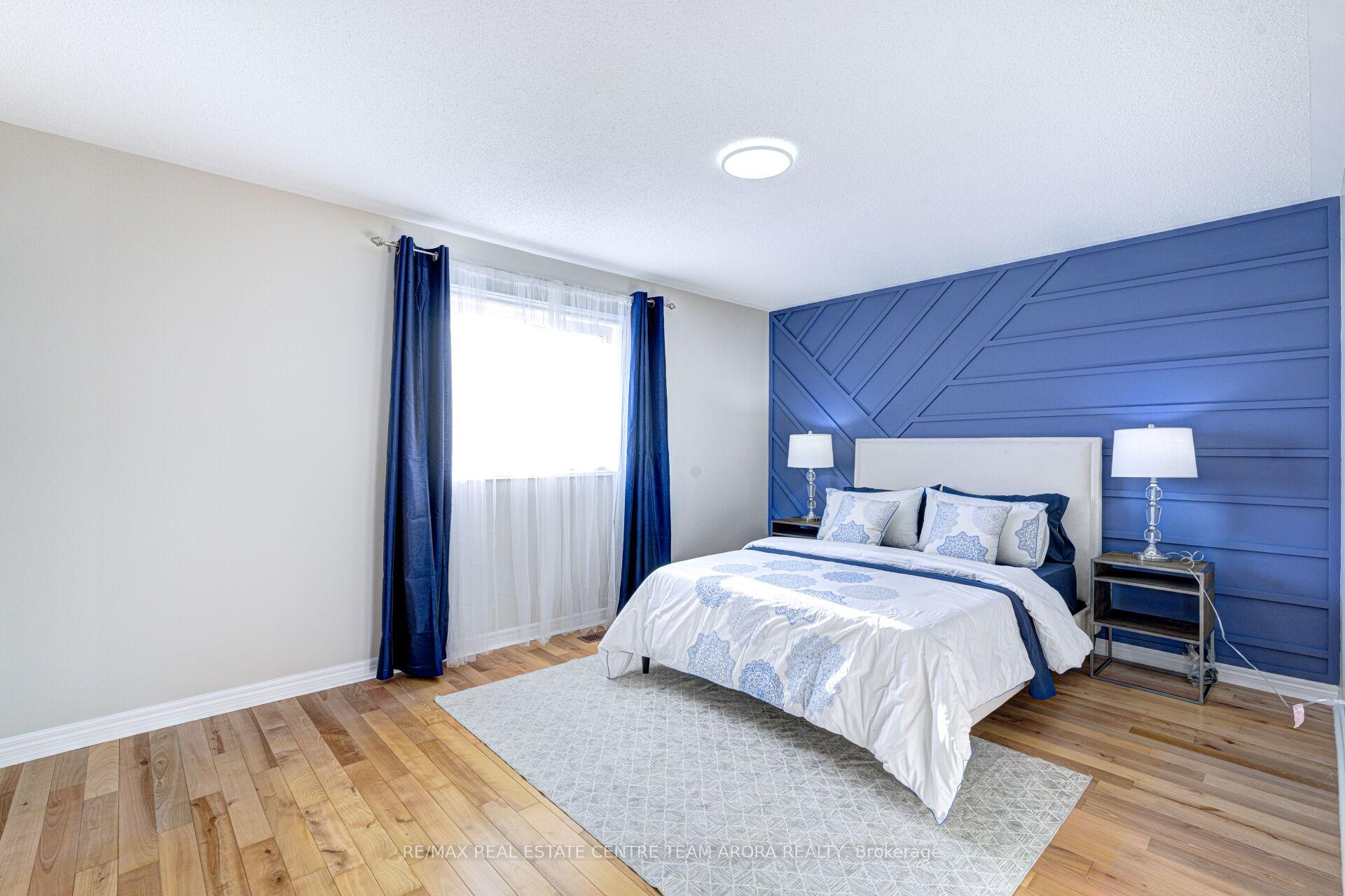 Photo 27 of 61 Ridgemore Crescent, Brampton, Fletcher's Meadow — HOMEH