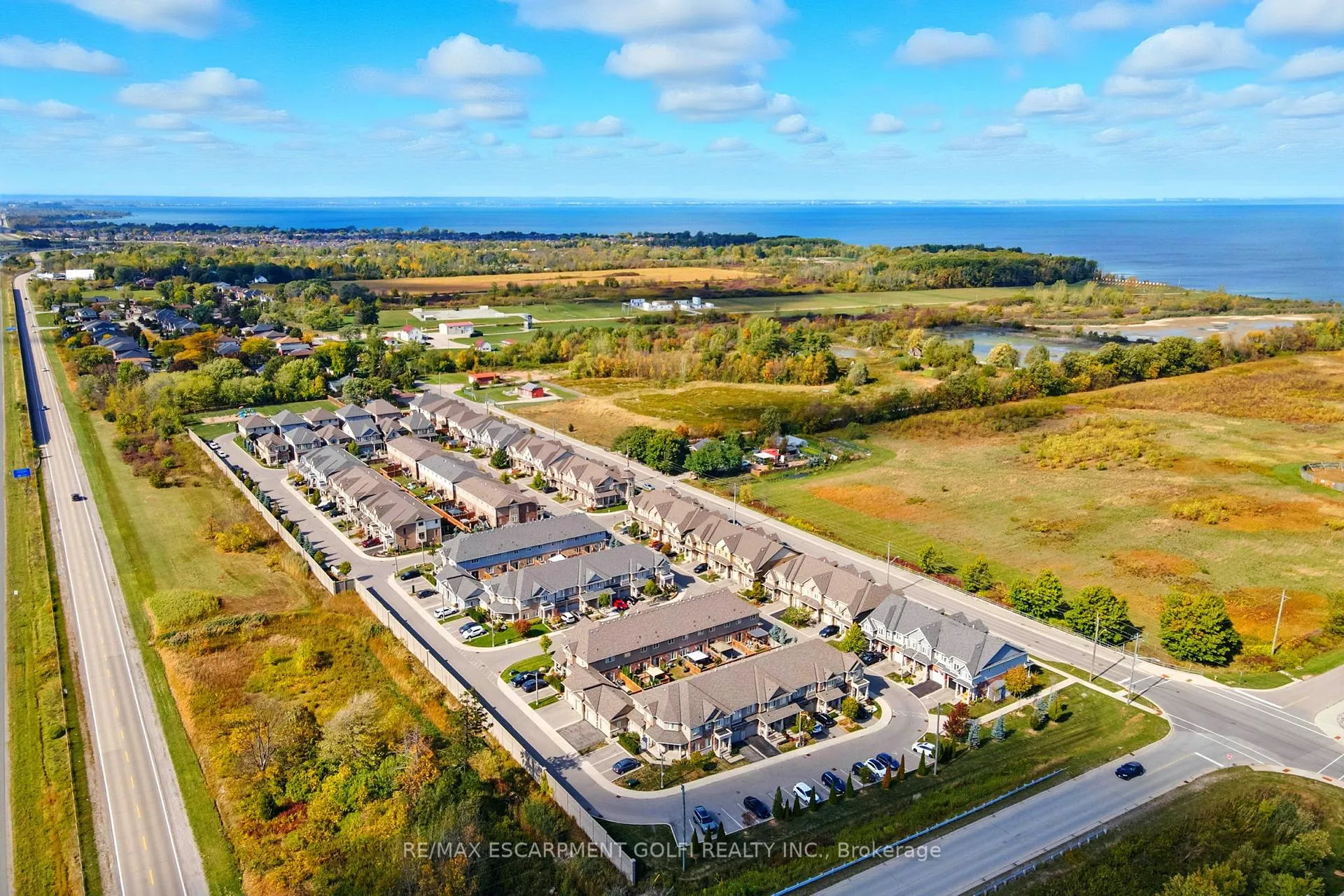 Photo 135 of 70 Dunrobin Lane, Grimsby, Grimsby Beach — HOMEH