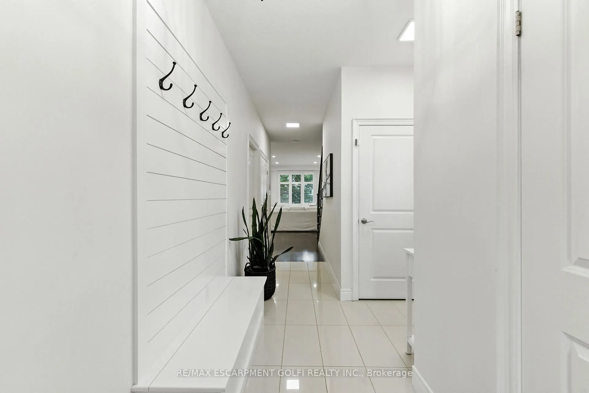 Photo 160 of 70 Dunrobin Lane, Grimsby, Grimsby Beach — HOMEH