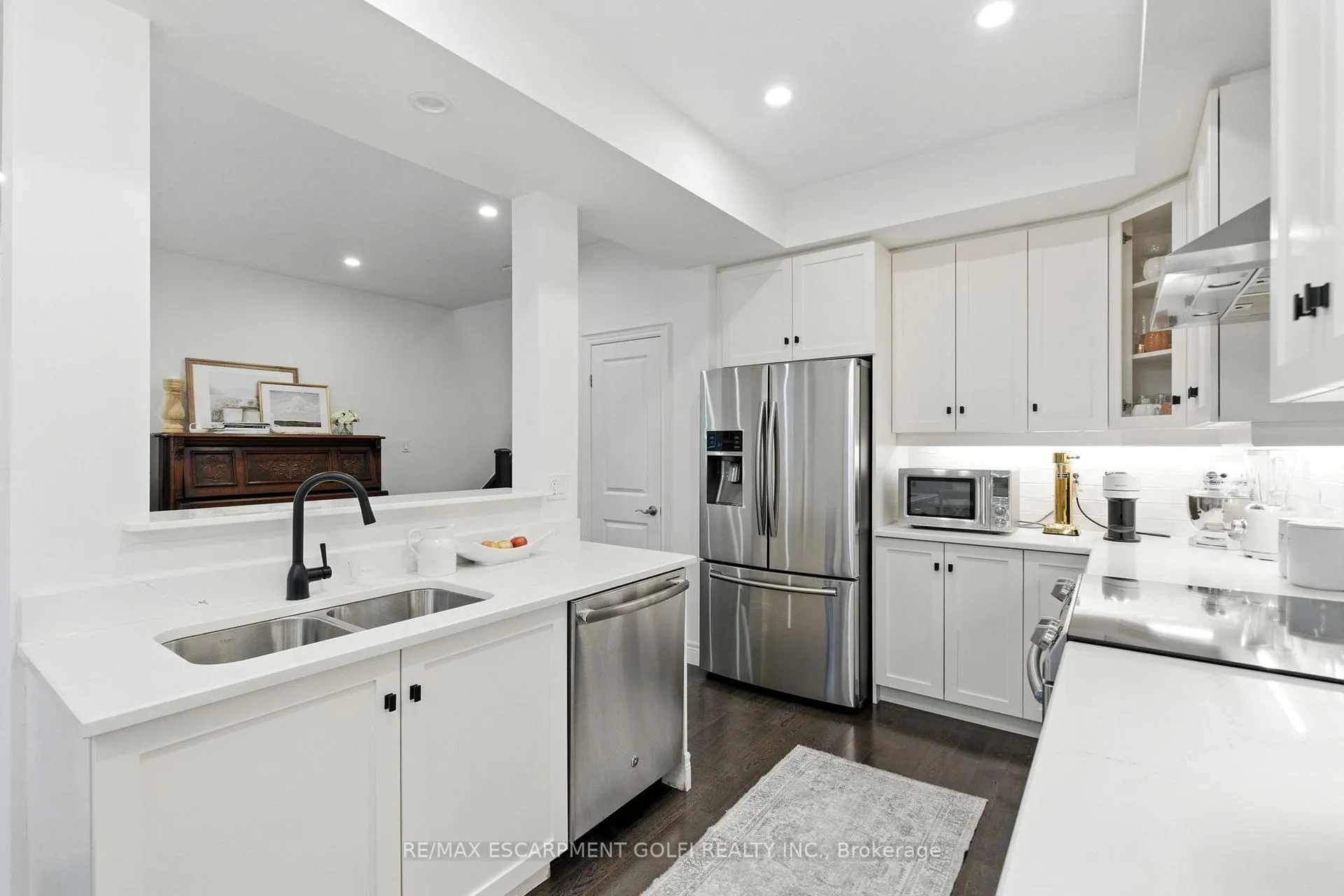 Photo 458 of 70 Dunrobin Lane, Grimsby, Grimsby Beach — HOMEH