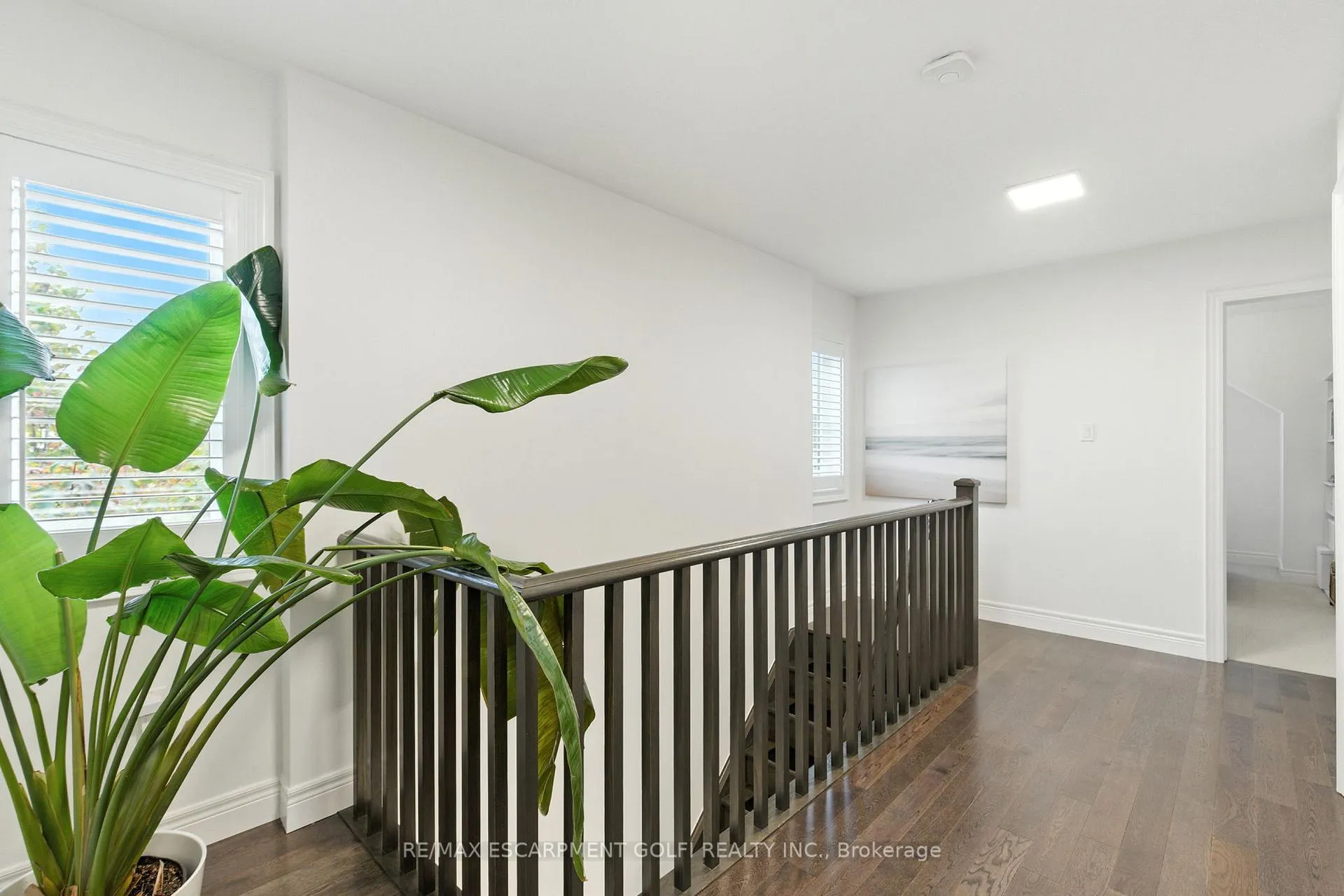 Photo 557 of 70 Dunrobin Lane, Grimsby, Grimsby Beach — HOMEH