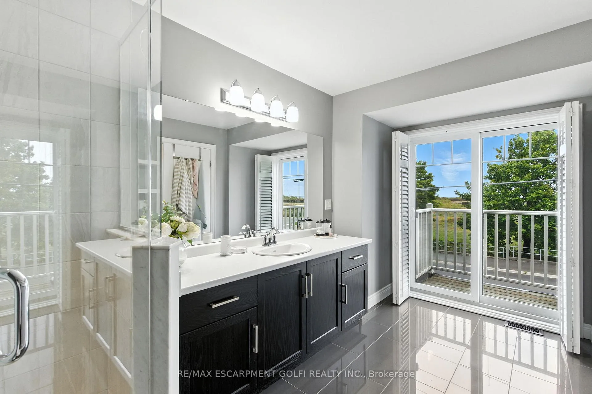 Photo 737 of 70 Dunrobin Lane, Grimsby, Grimsby Beach — HOMEH