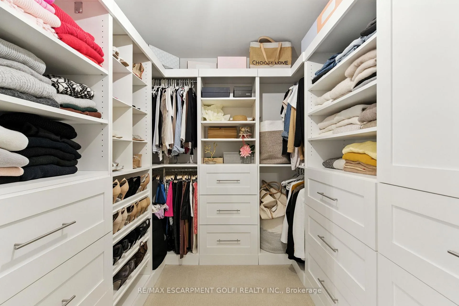 Photo 764 of 70 Dunrobin Lane, Grimsby, Grimsby Beach — HOMEH