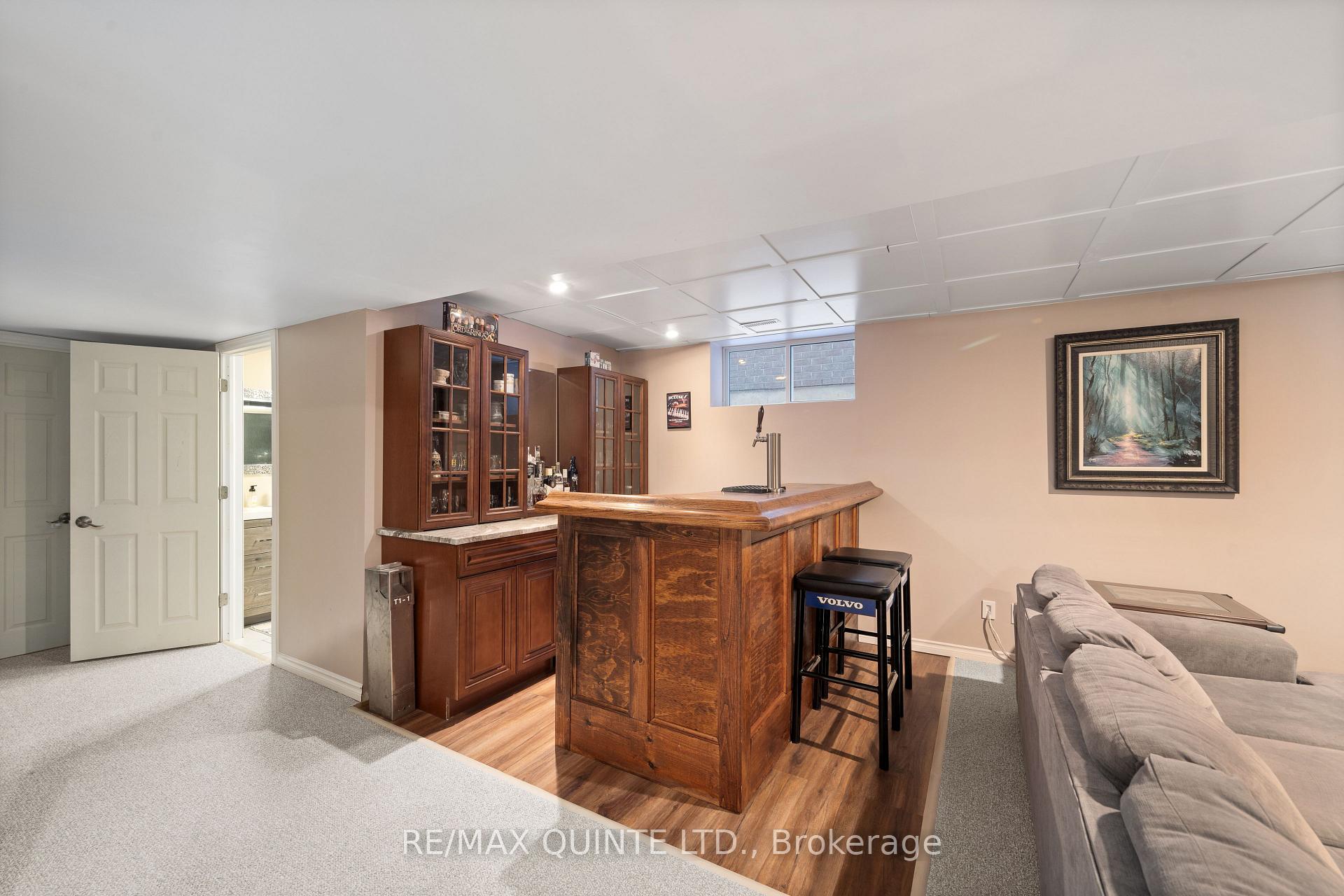 Photo 31 of 68 Farmington Crescent, Belleville, Thurlow Ward — HOMEH