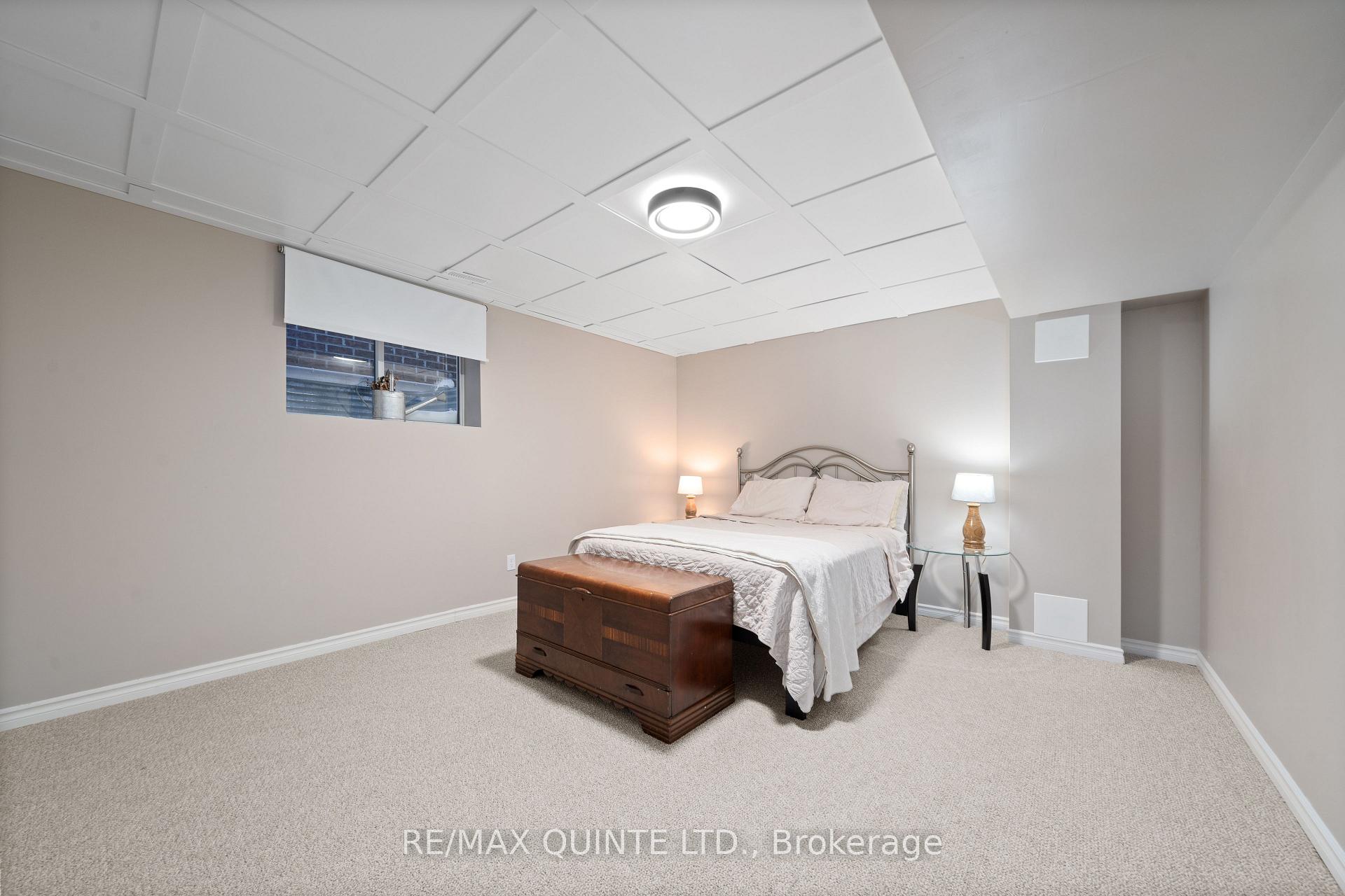 Photo 34 of 68 Farmington Crescent, Belleville, Thurlow Ward — HOMEH