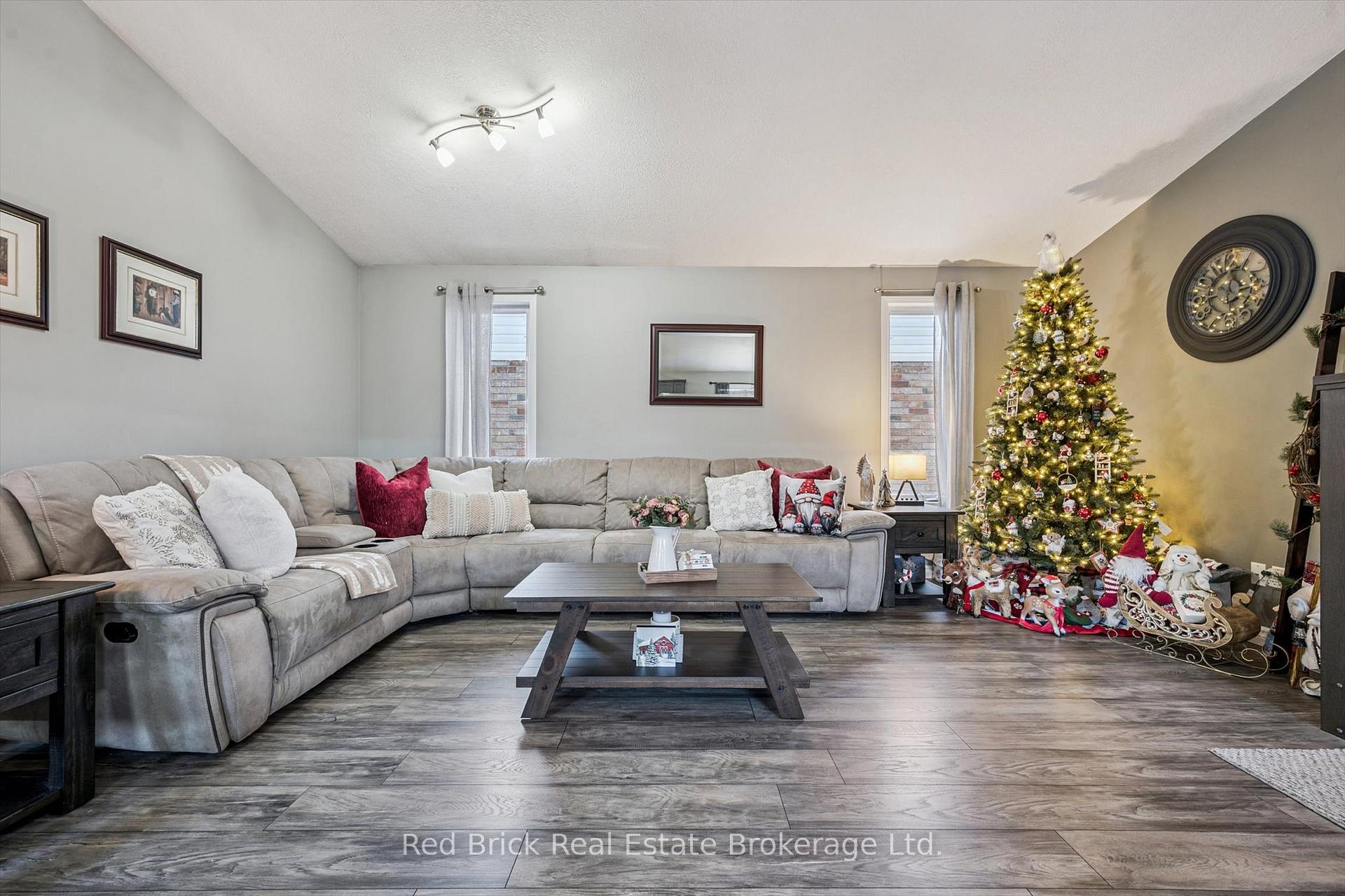 Photo 8 of 75 Hill Trail, Guelph, Grange Road — HOMEH
