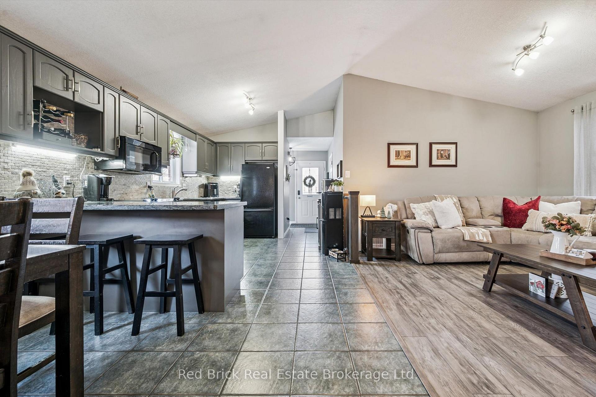 Photo 11 of 75 Hill Trail, Guelph, Grange Road — HOMEH