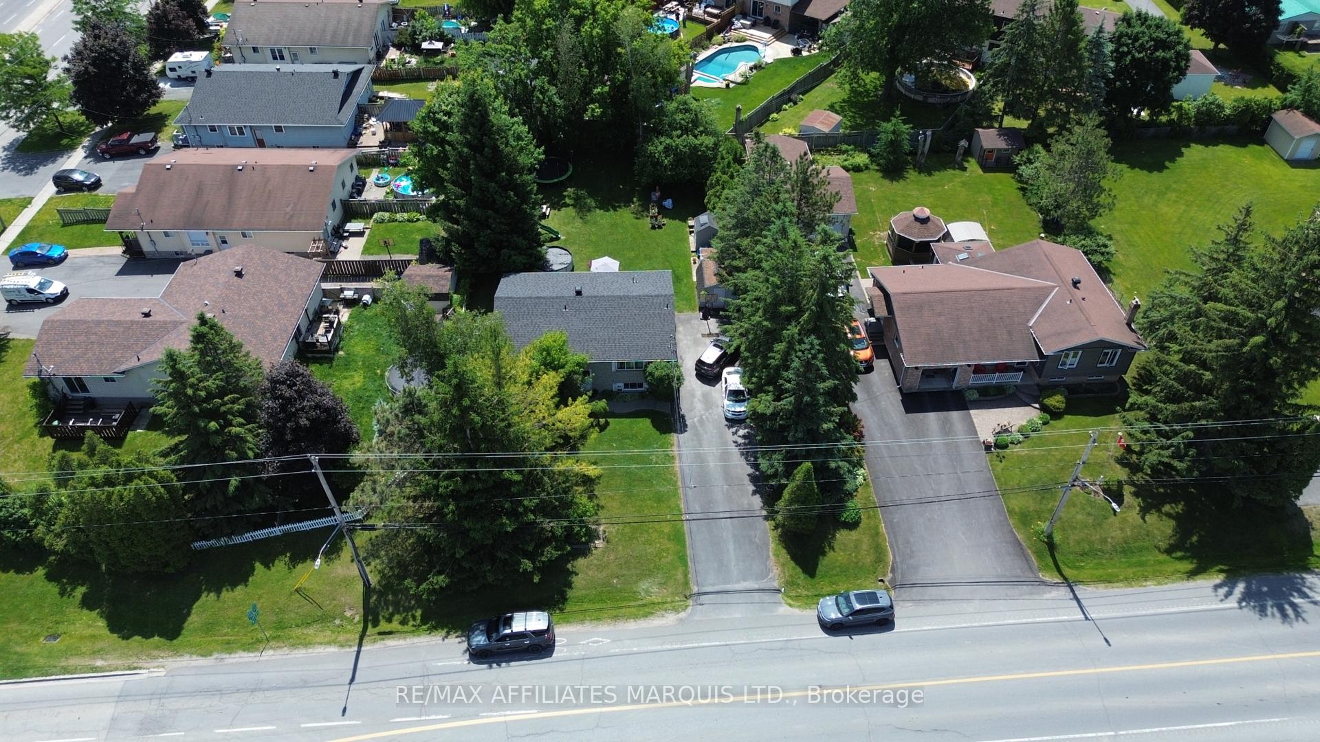 Photo 3 of 710 Tollgate Road W, Cornwall — HOMEH