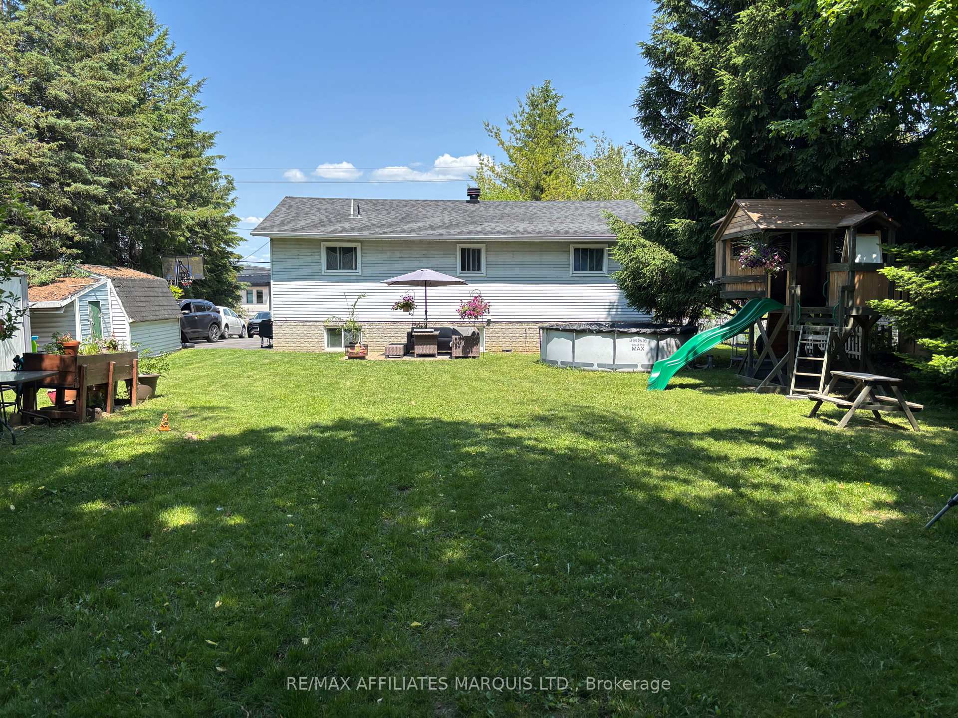 Photo 25 of 710 Tollgate Road W, Cornwall — HOMEH