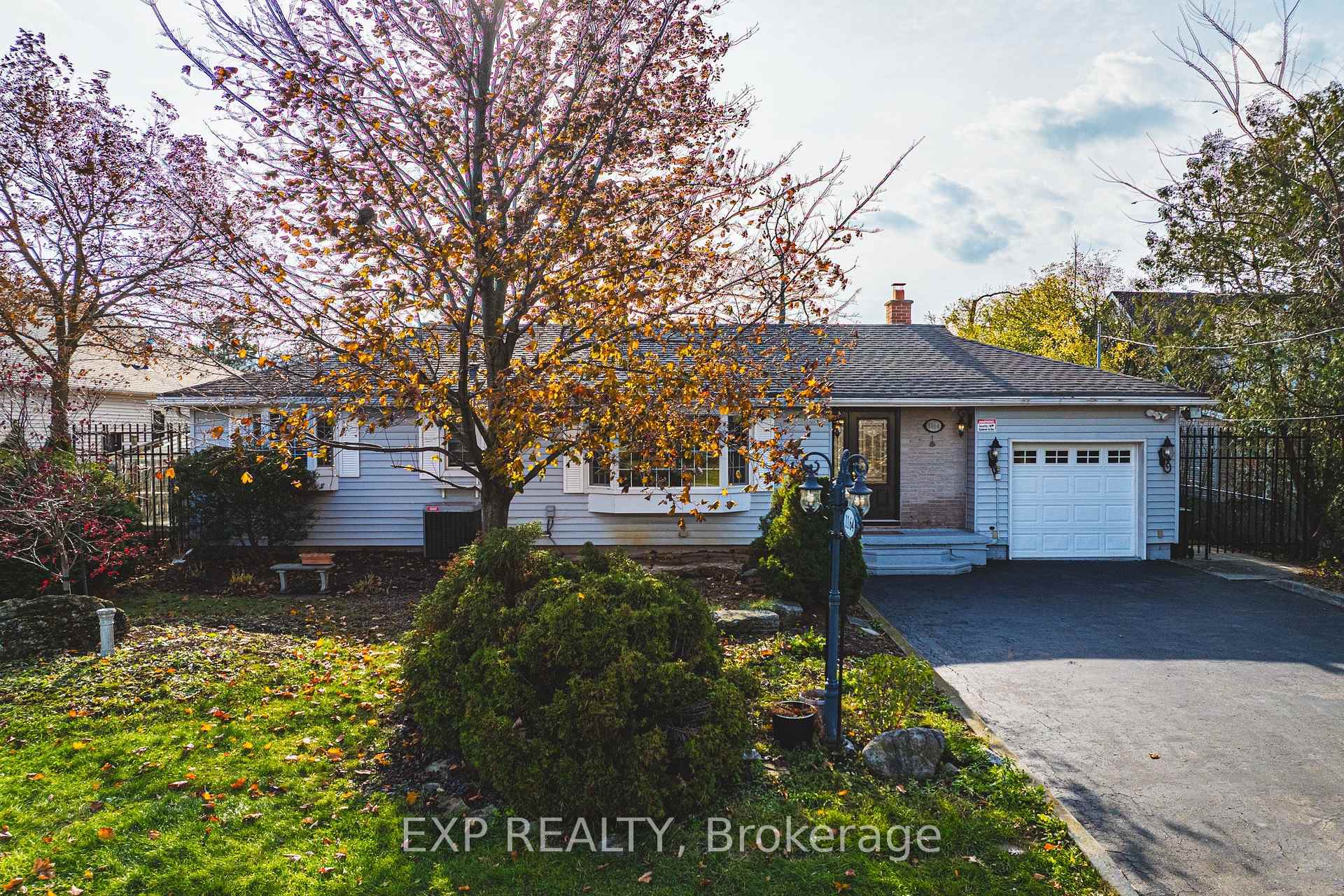Photo 3 of 1164 Barton Street, Hamilton, Fruitland — HOMEH