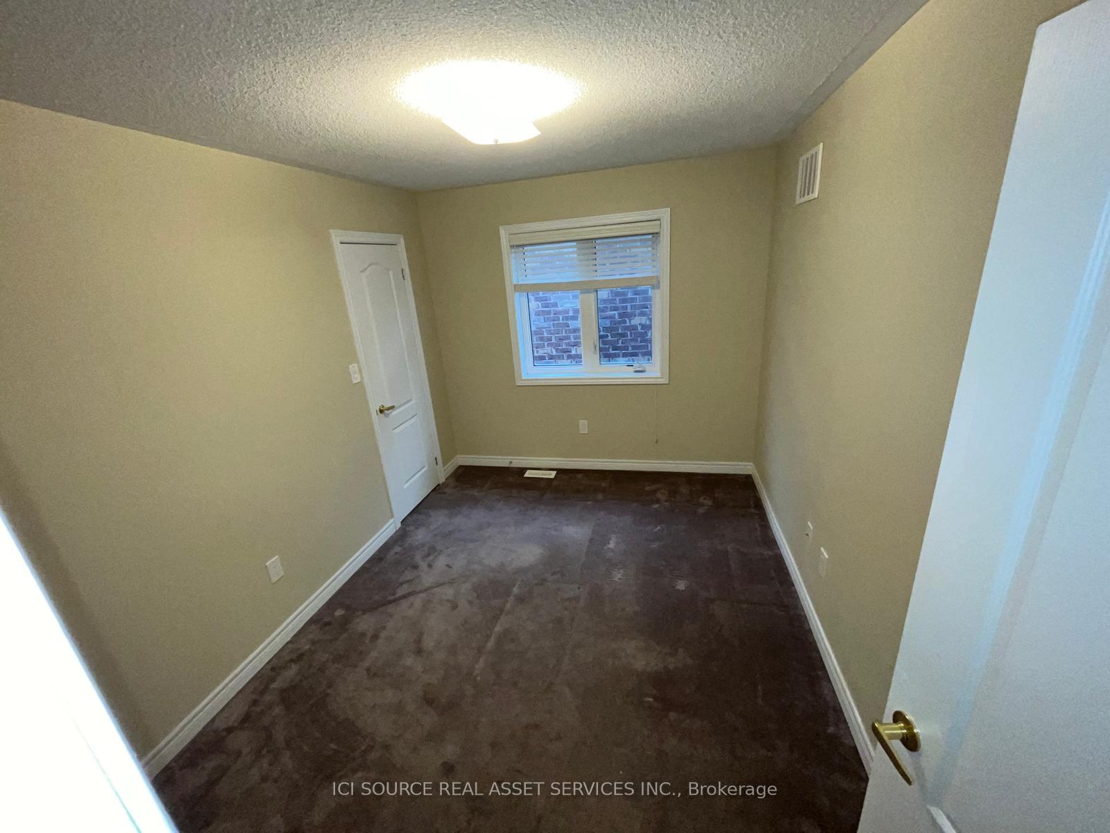 Photo 16 of 3132 Velebit Park Boulevard, Burlington, Alton — HOMEH