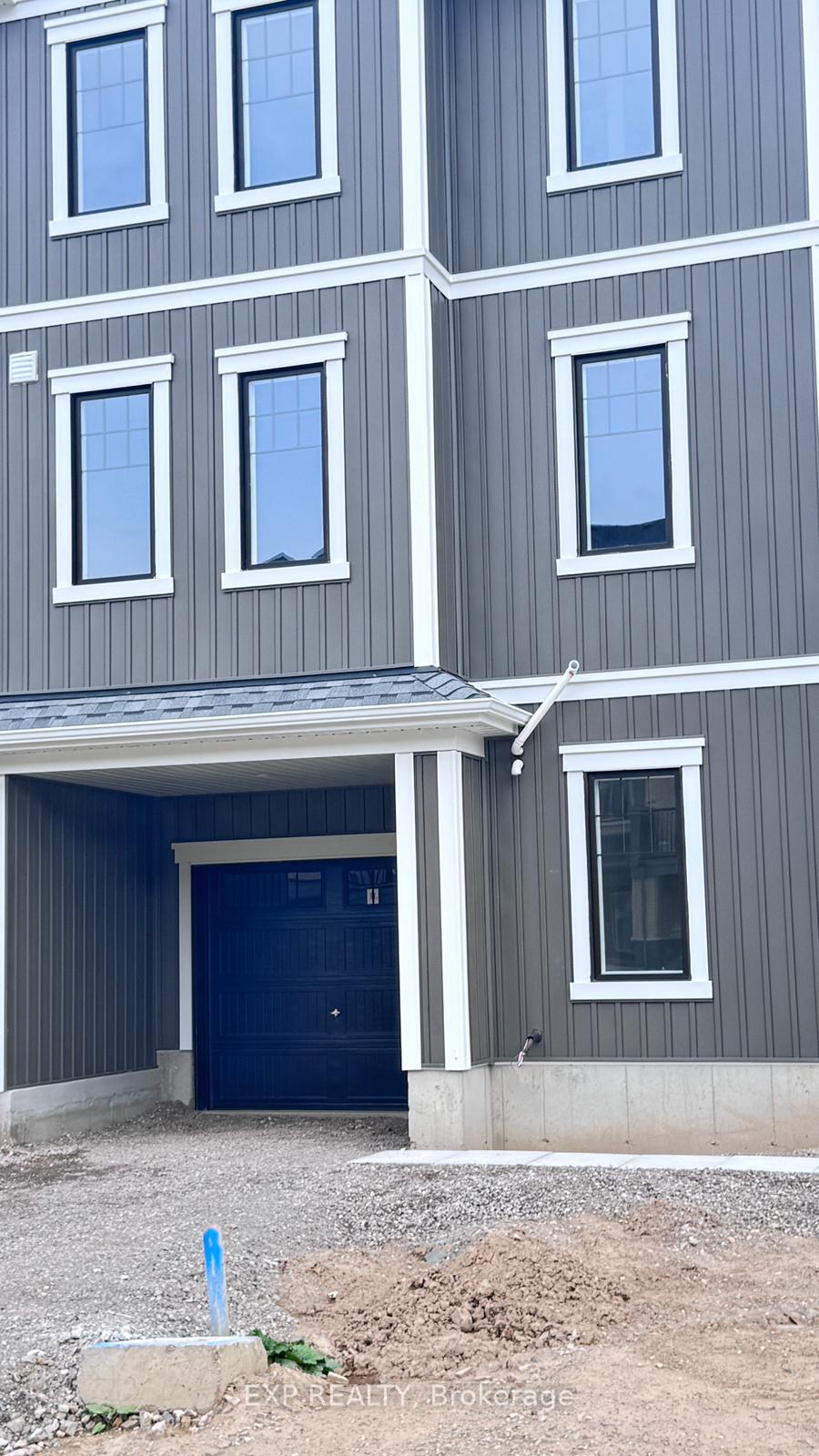 Photo 5 of 11 Kensington Road, Haldimand — HOMEH