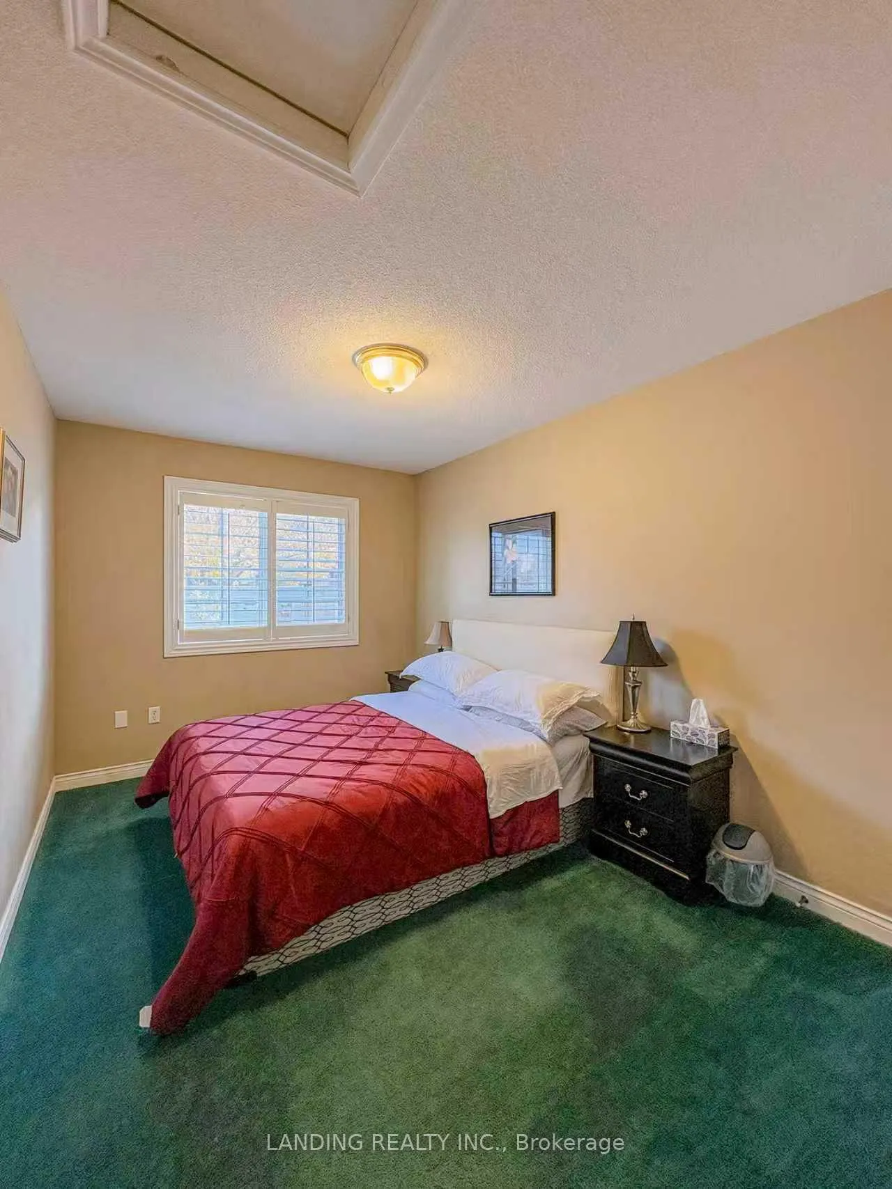 Photo 244 of 32 Red Haven Drive, Grimsby, Grimsby Beach — HOMEH