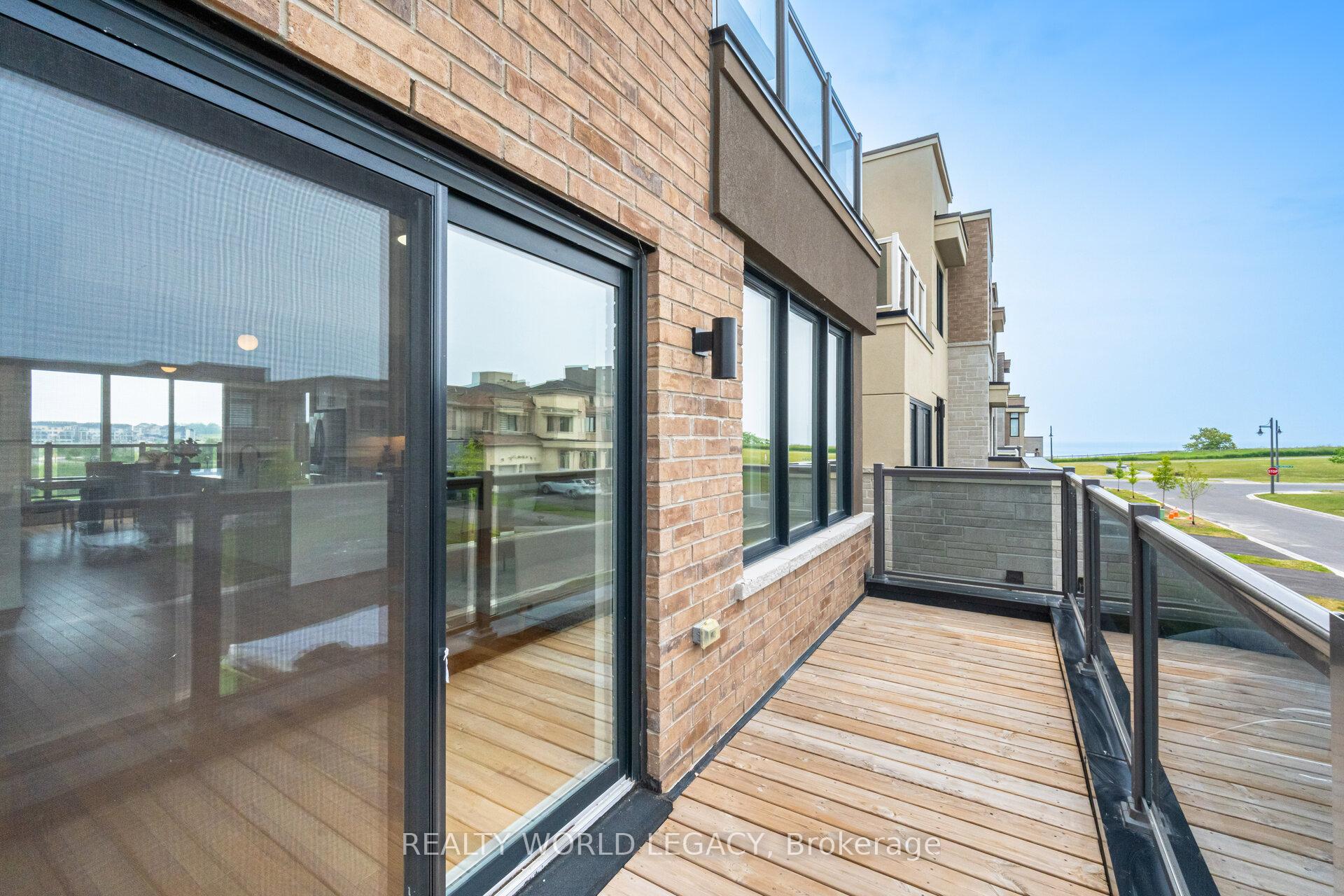 Photo 8 of 19 Yacht Drive, Clarington, Bowmanville — HOMEH