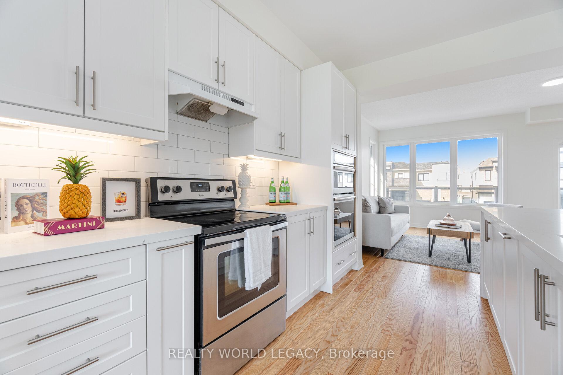 Photo 14 of 19 Yacht Drive, Clarington, Bowmanville — HOMEH