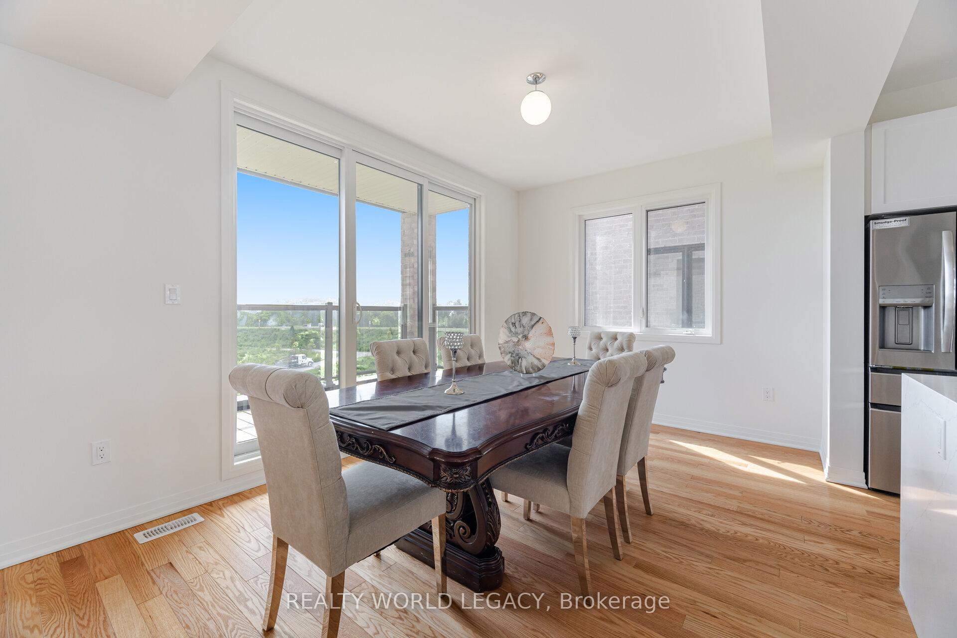 Photo 15 of 19 Yacht Drive, Clarington, Bowmanville — HOMEH