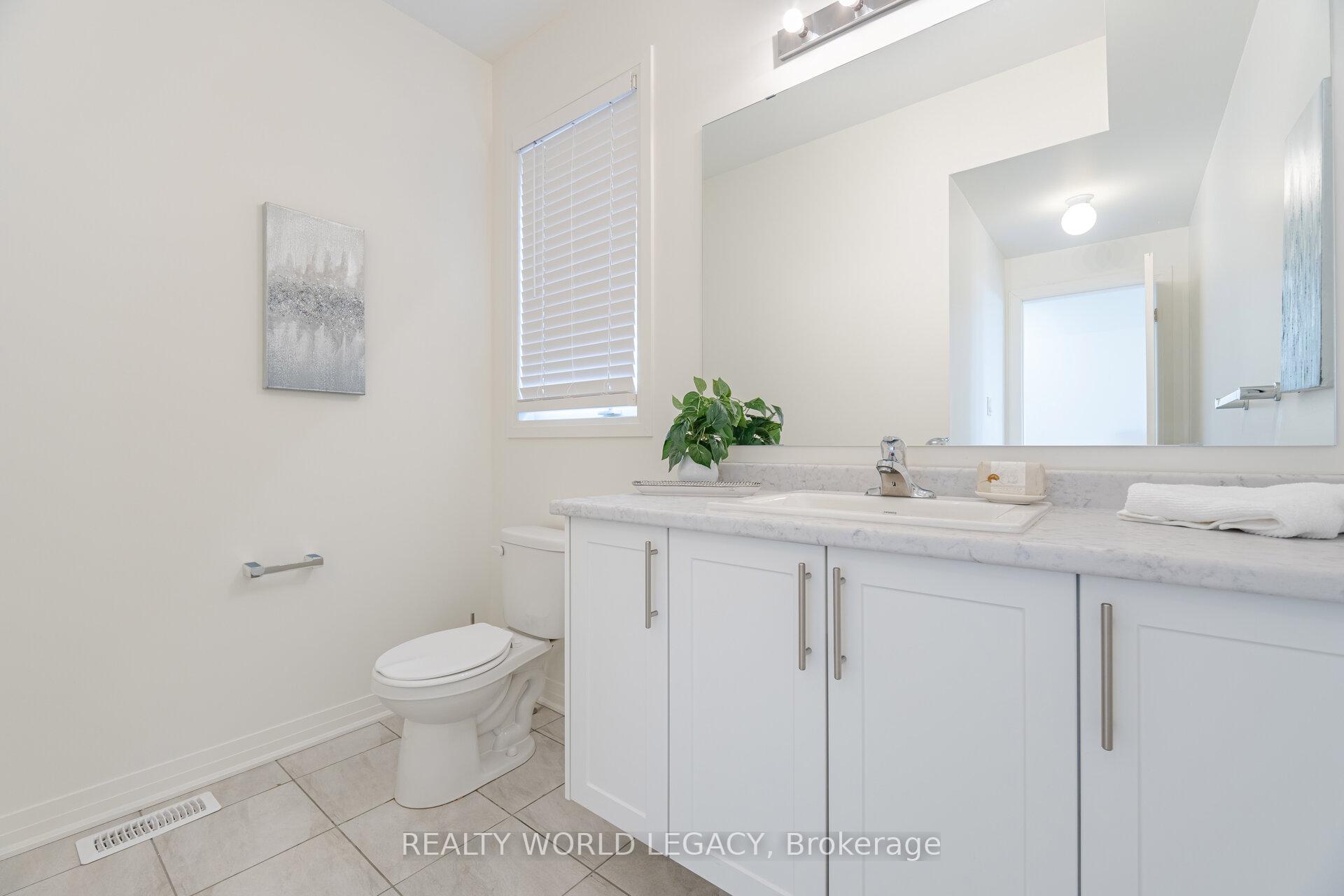 Photo 24 of 19 Yacht Drive, Clarington, Bowmanville — HOMEH