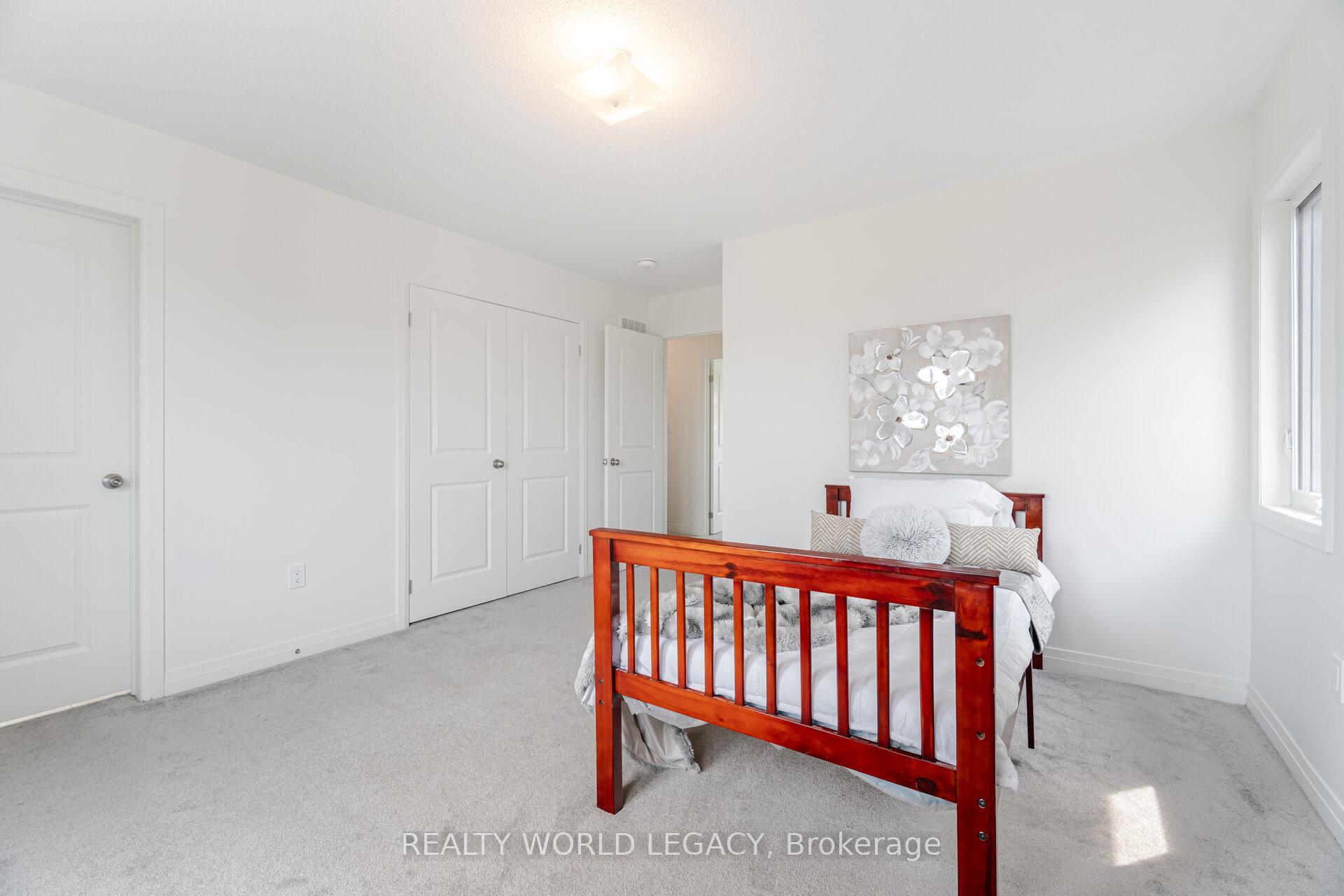 Photo 35 of 19 Yacht Drive, Clarington, Bowmanville — HOMEH