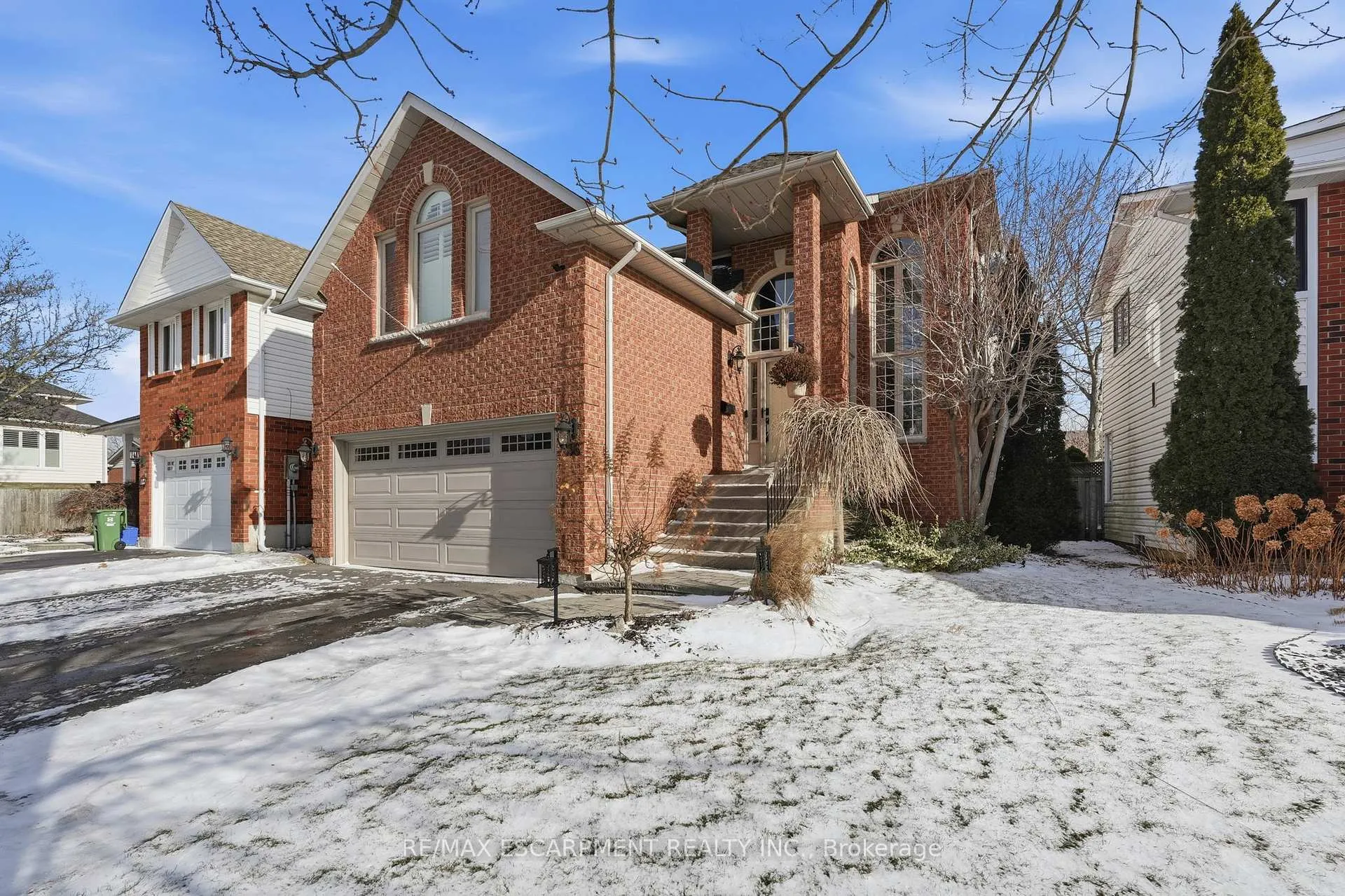 Photo 19 of 36 Pinecreek Road, Hamilton, Waterdown — HOMEH